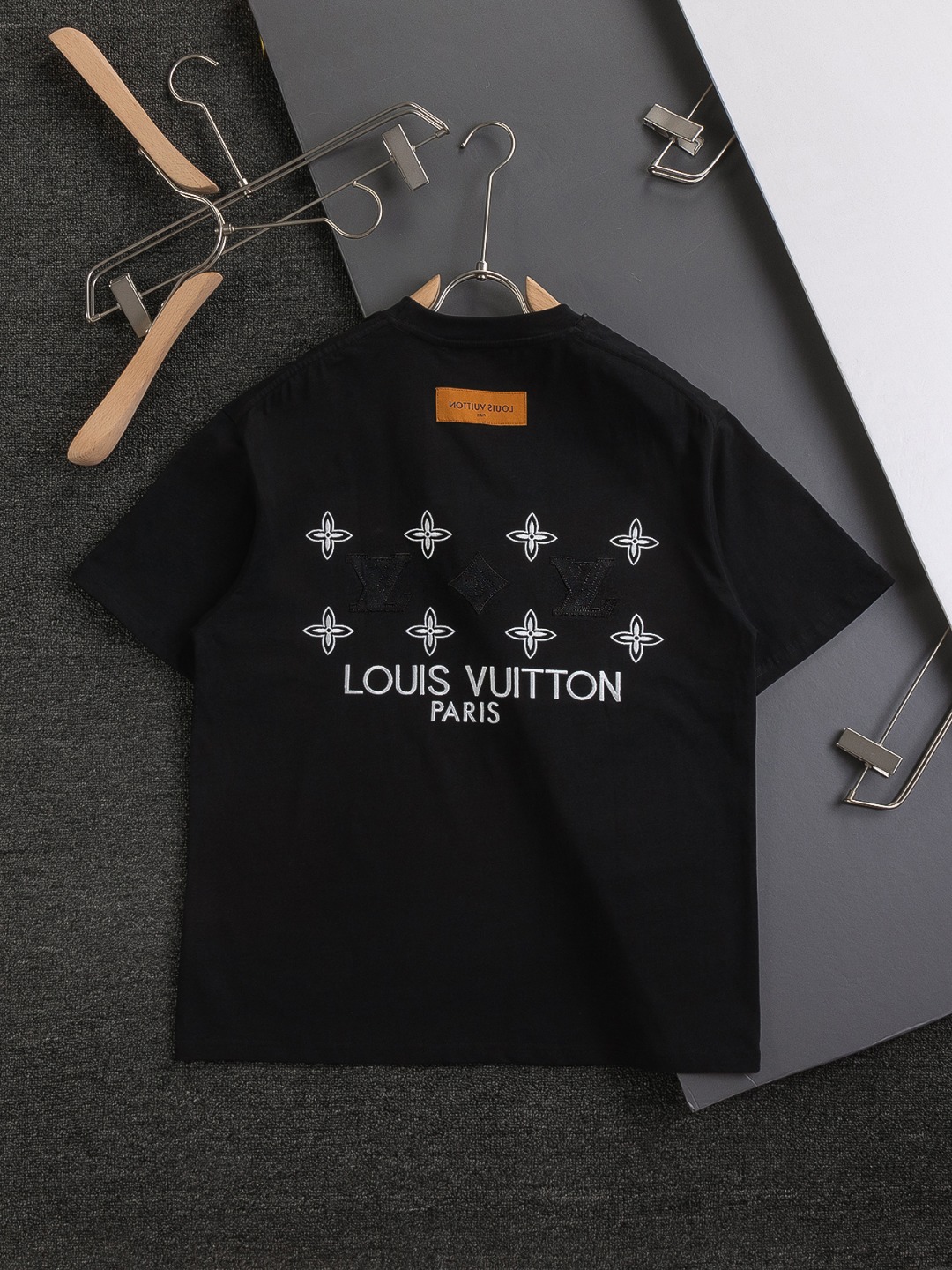 ルイヴィトンtシャツ新作偽物 プリント シンプル 綿100％ 短袖トップス ゆったり ブラック_2