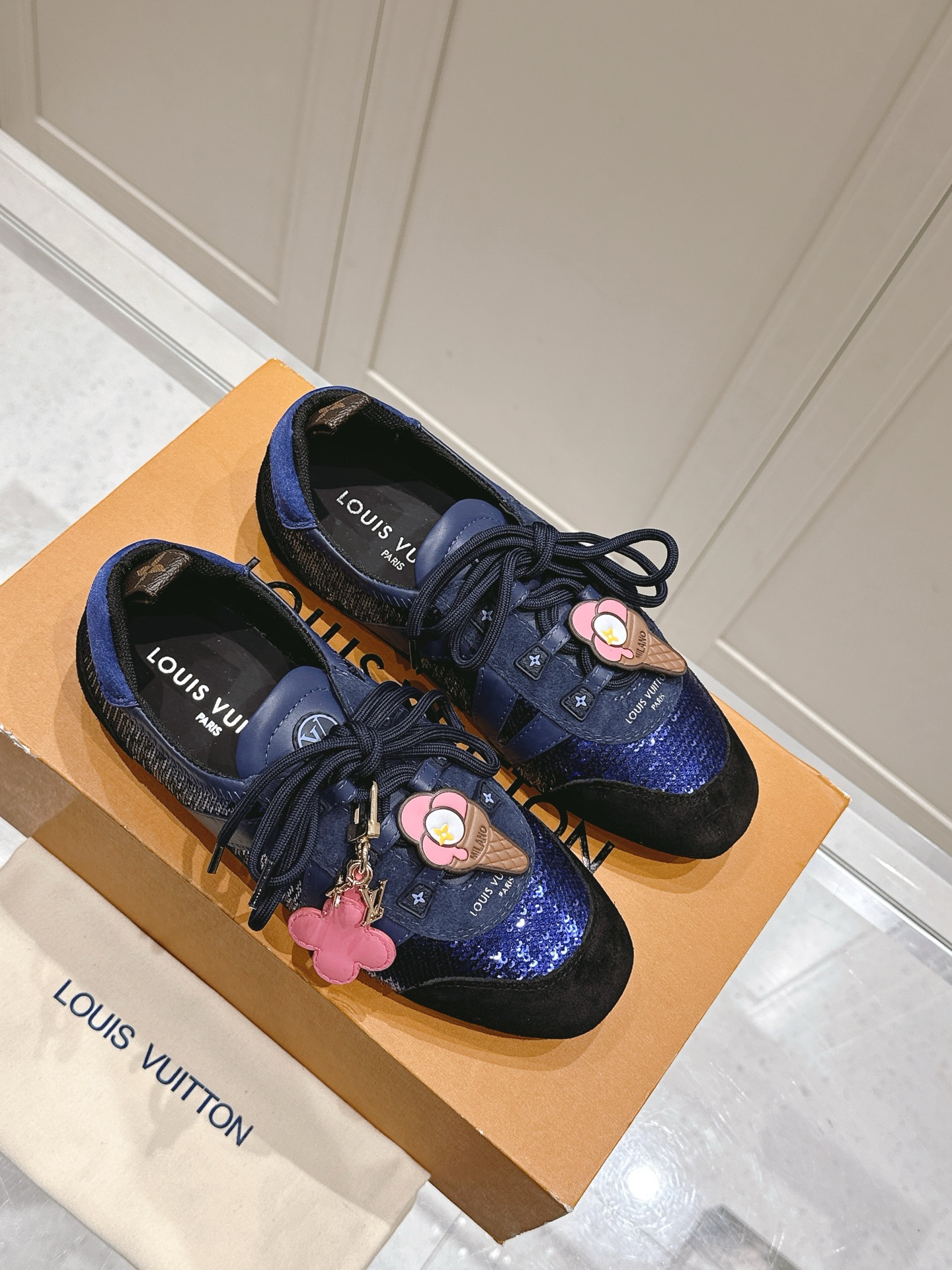 バレエ風 ルイヴィトン スニーカー 8コピー カップルシューズ Sneakerina 優雅 男女兼用 ブルー_2