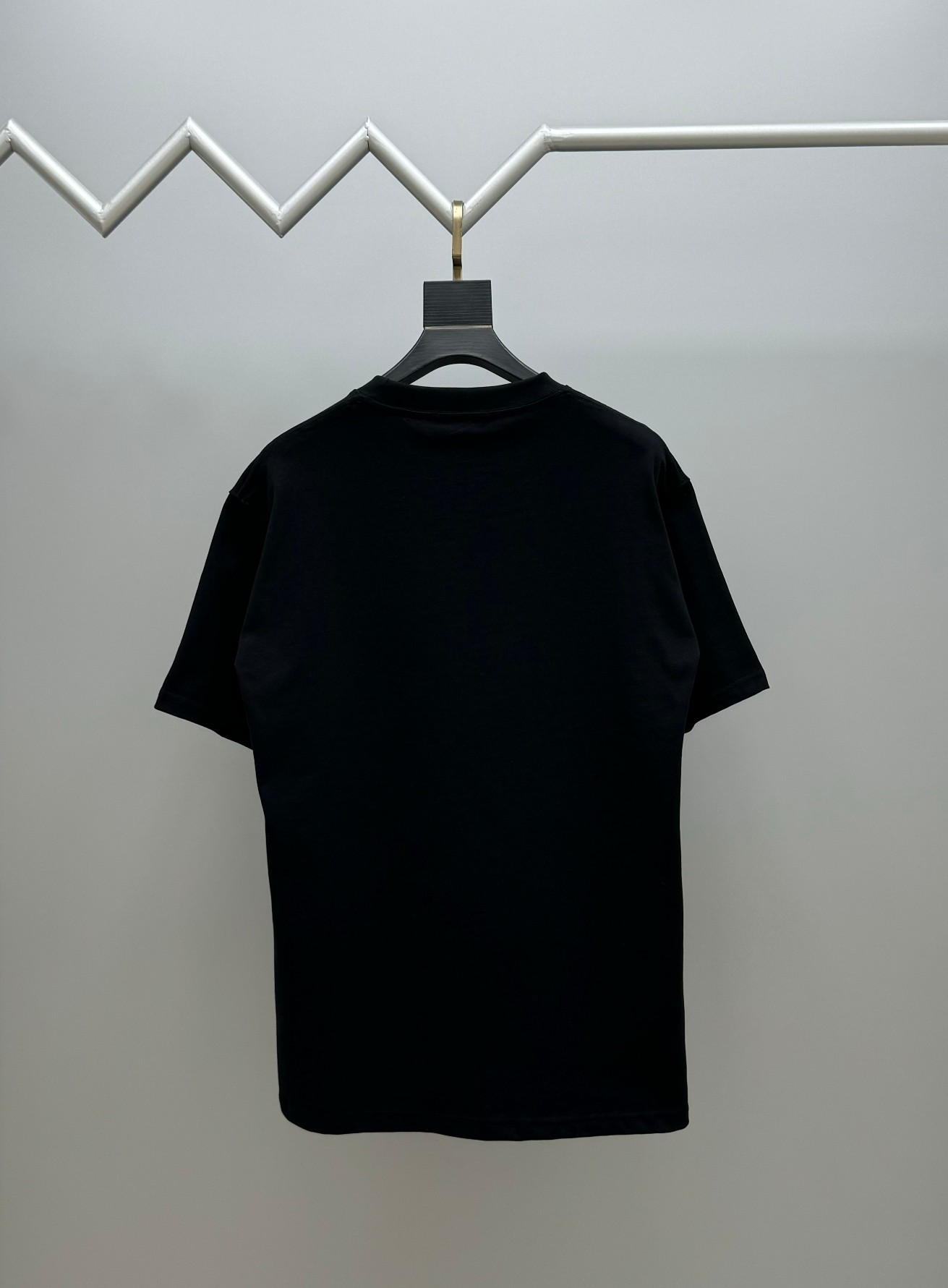 バーバリー t シャツ メンズスーパーコピー 純綿 トップス 半袖 シンプル ロゴ刺繍 男女兼用 ブラック_2