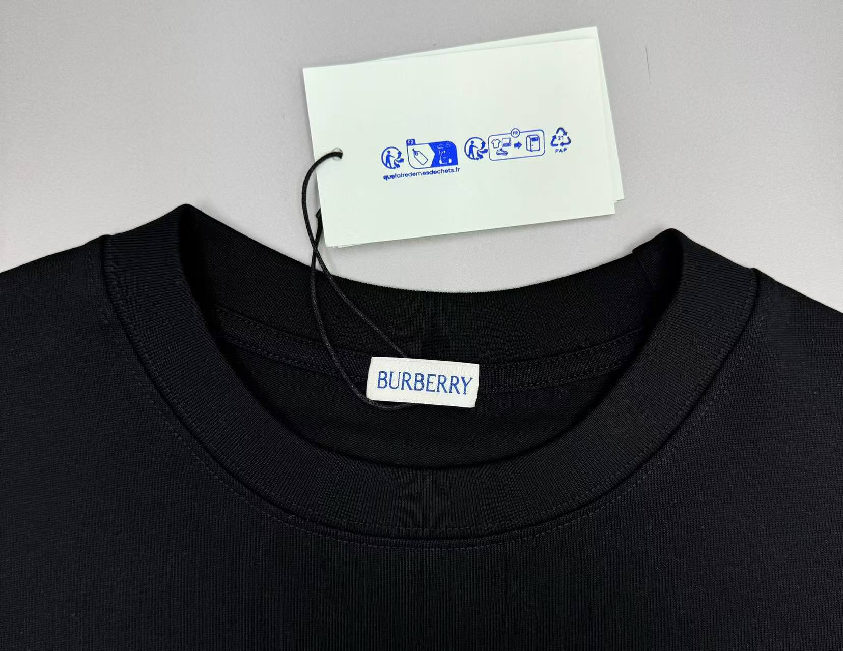バーバリー t シャツ メンズスーパーコピー 純綿 トップス 半袖 シンプル ロゴ刺繍 男女兼用 ブラック_4