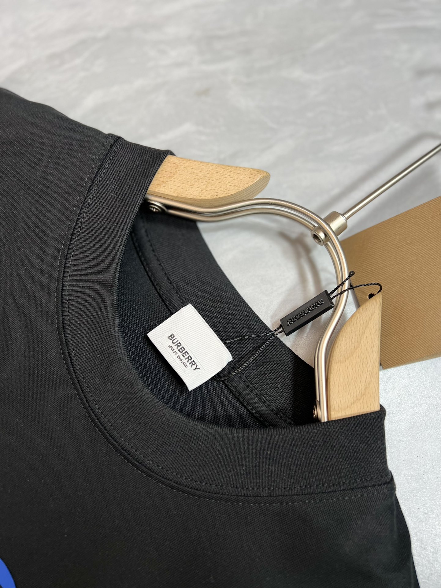 個性的なburberry メンズ t シャツコピー プリント 純綿 トップス 短袖 ゆったり ブラック_3