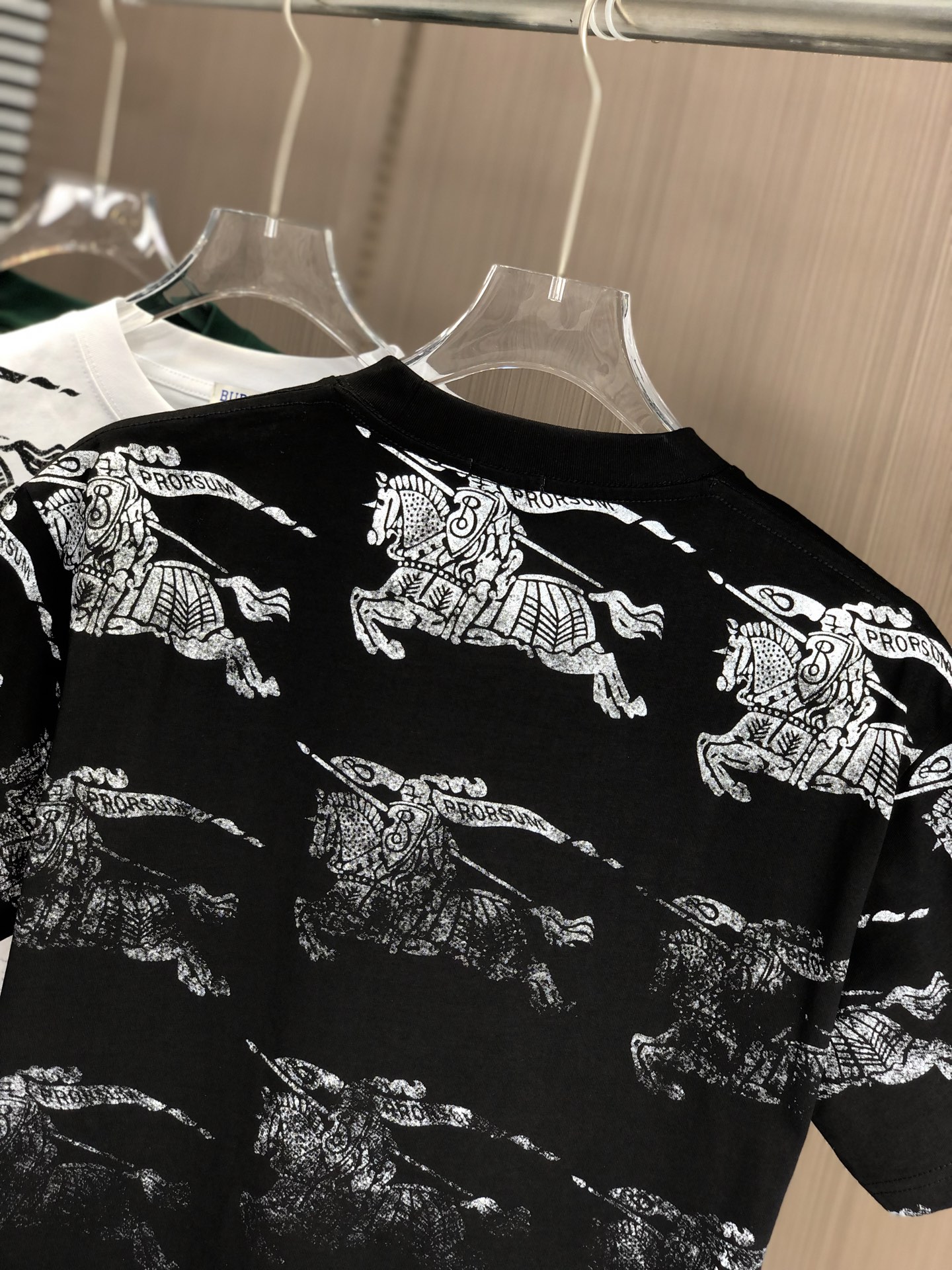 burberry ロゴ シャツスーパーコピー プリント 純綿Ｔシャツ トップス ゆったり 男女兼用 シンプル ブラック_4