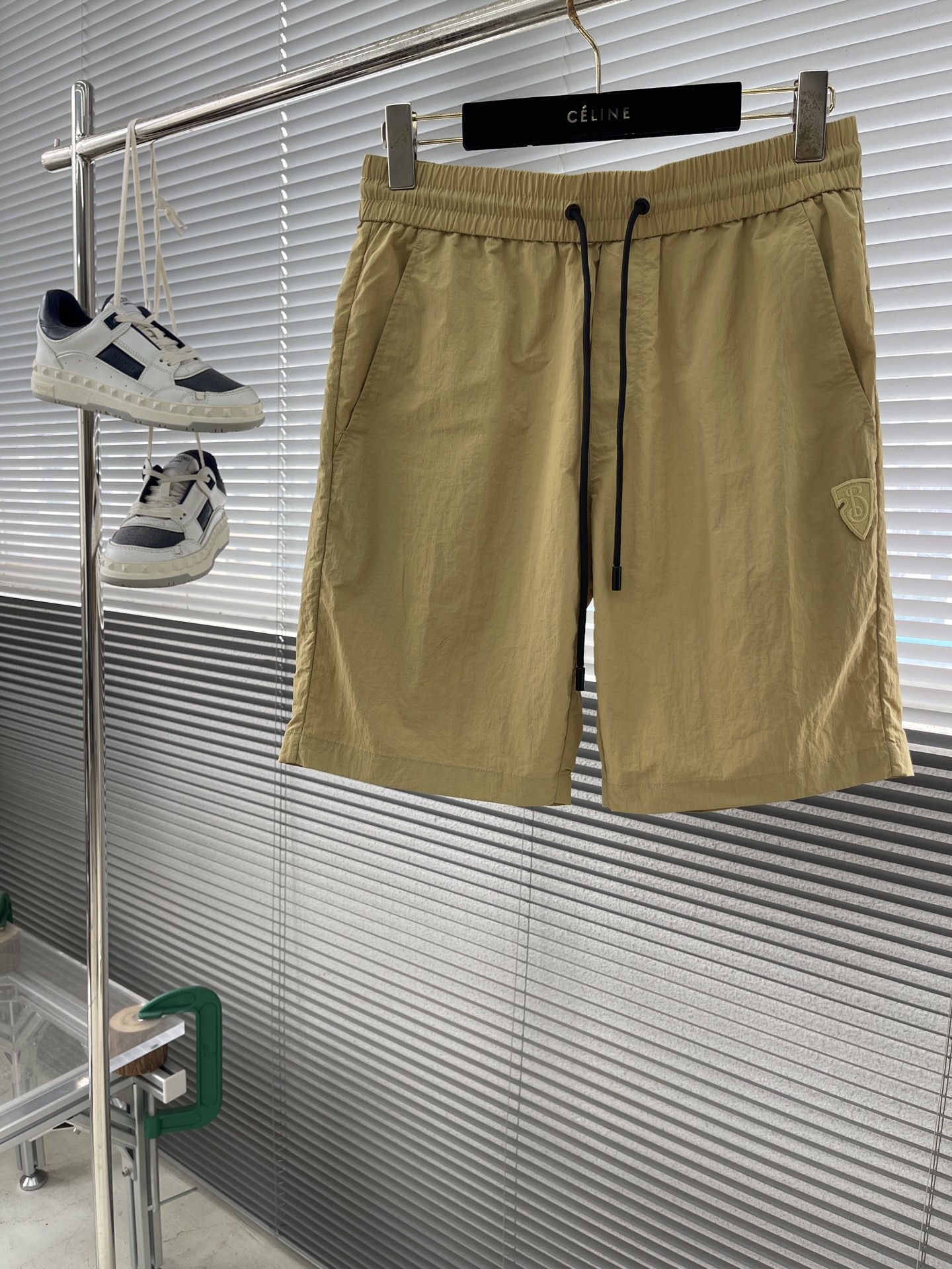 burberry ズボンＮ級品 通勤 ショットパンツ 縞 カジュアル 夏新作 シンプル イエロー_1