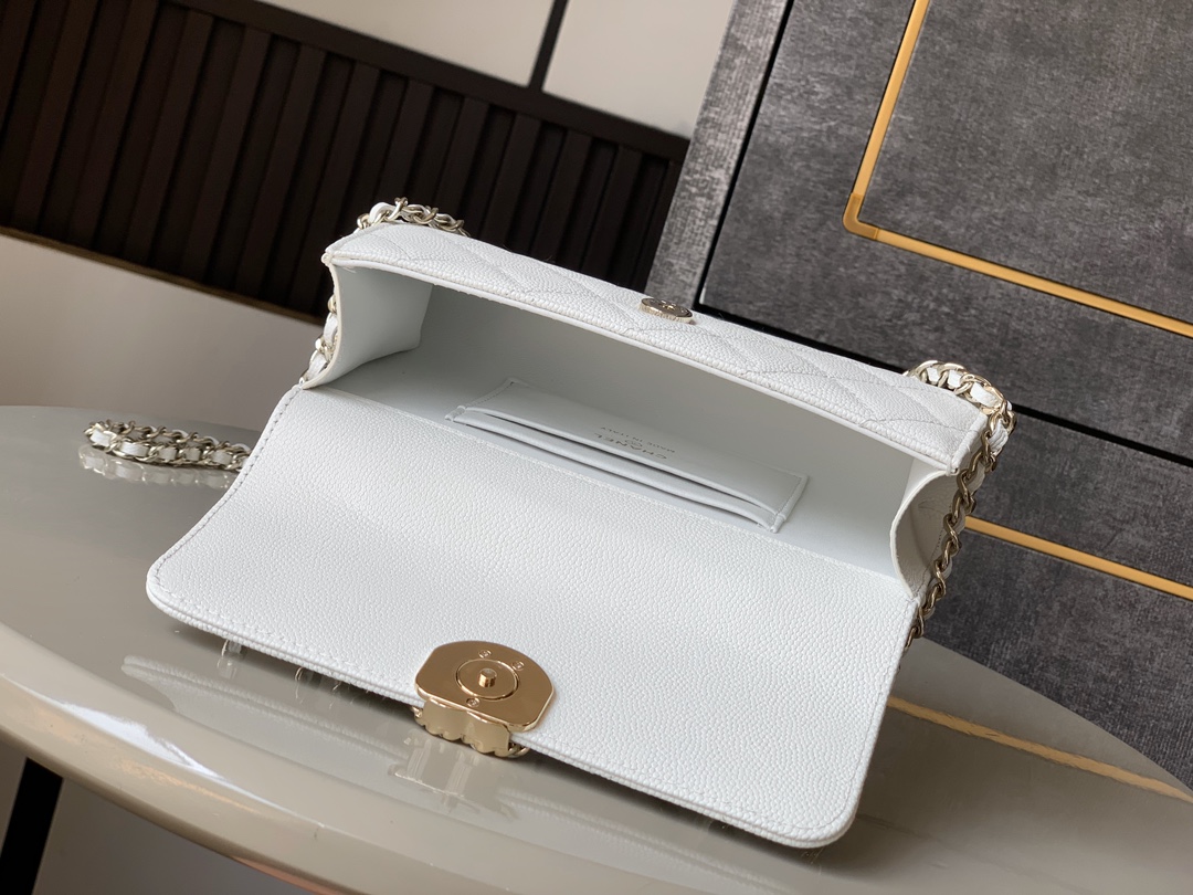 お値打ち価格 シャネルバッグ なぜ高いコピー レザー 牛革 ハンドバッグ 優雅 チェーンバッグ ホワイト_8