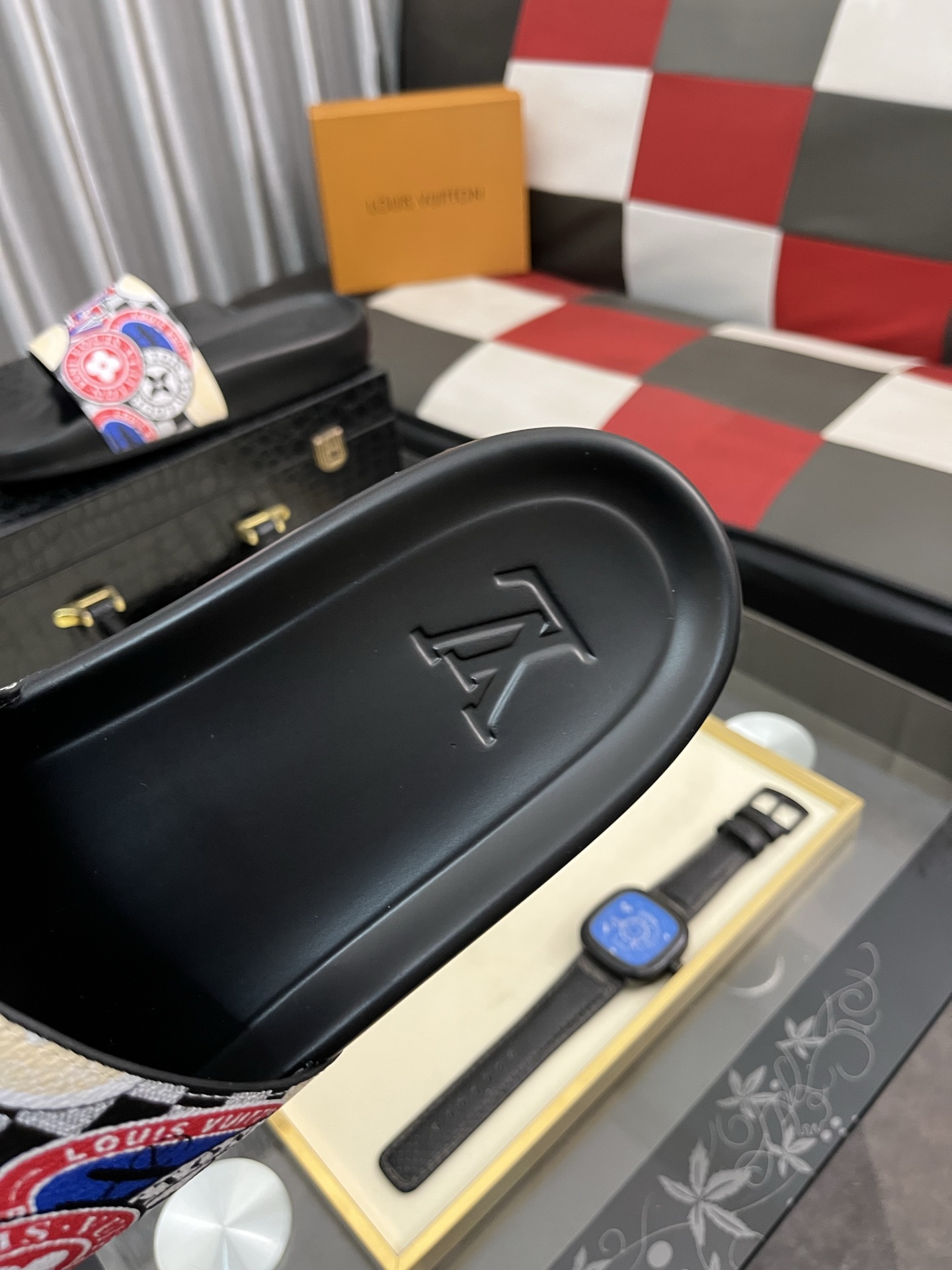 LV 限定の人気 ビーチサンダル ルイヴィトン偽物 夏品 スリッパ  カジュアル ゆったり レッド_8