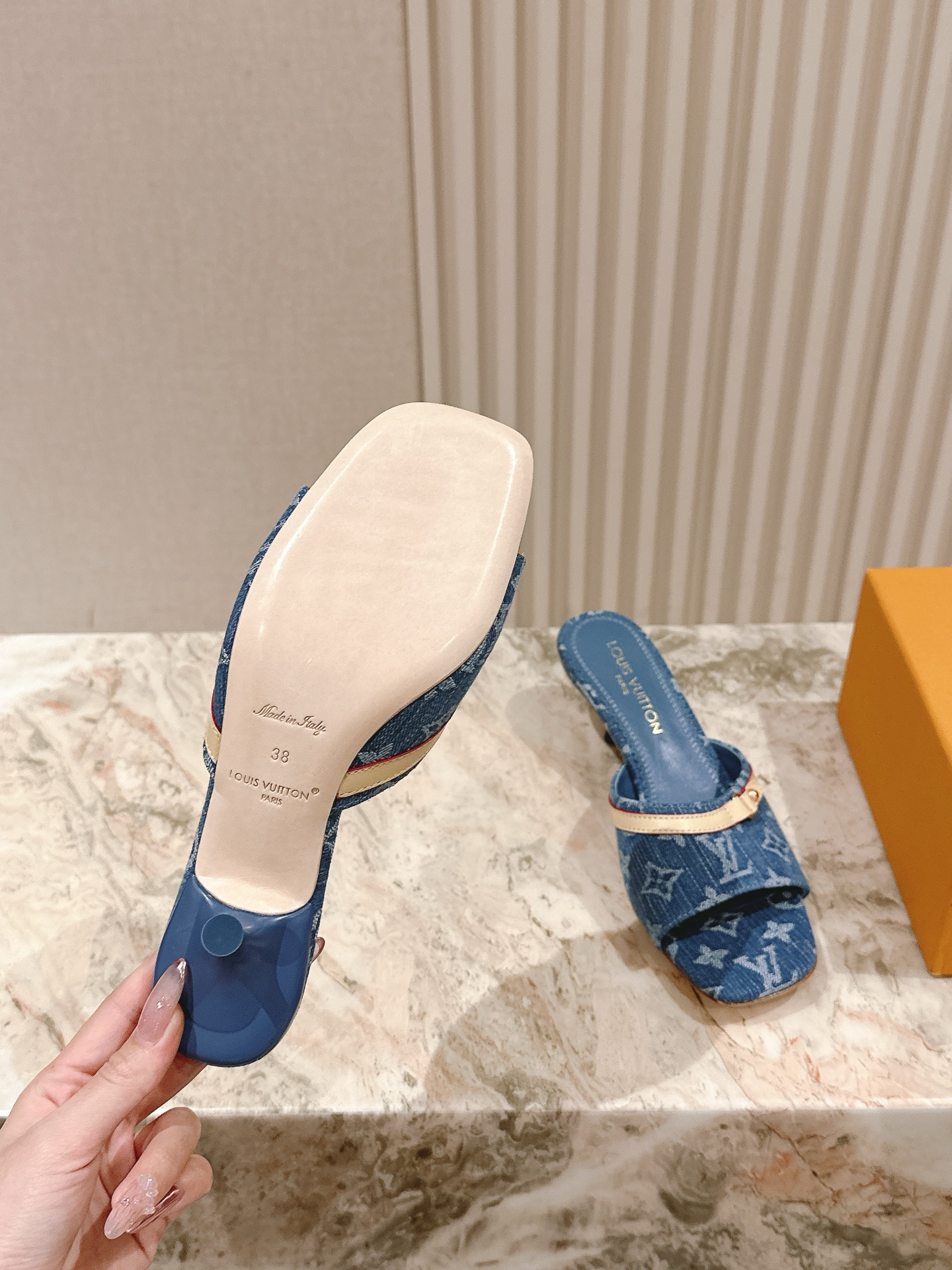 LV ルイヴィトン サンダル 新作Ｎ級品 スリッパ  優雅レディ 4.5cmヒール ブルー_6