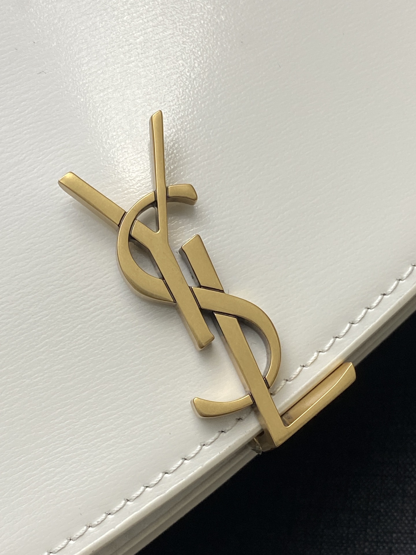 saint laurent バッグＮ級品 サンローラン 優雅レディ 牛革 レザー 斜め掛け ハンドバッグ 787671 ホワイト_5