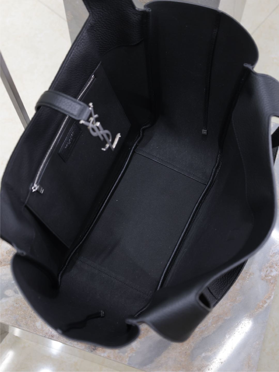 イブ サン ローラン ミニ バッグＮ級品 ハンドバッグ シンプル レザー 763435 ブラック_4