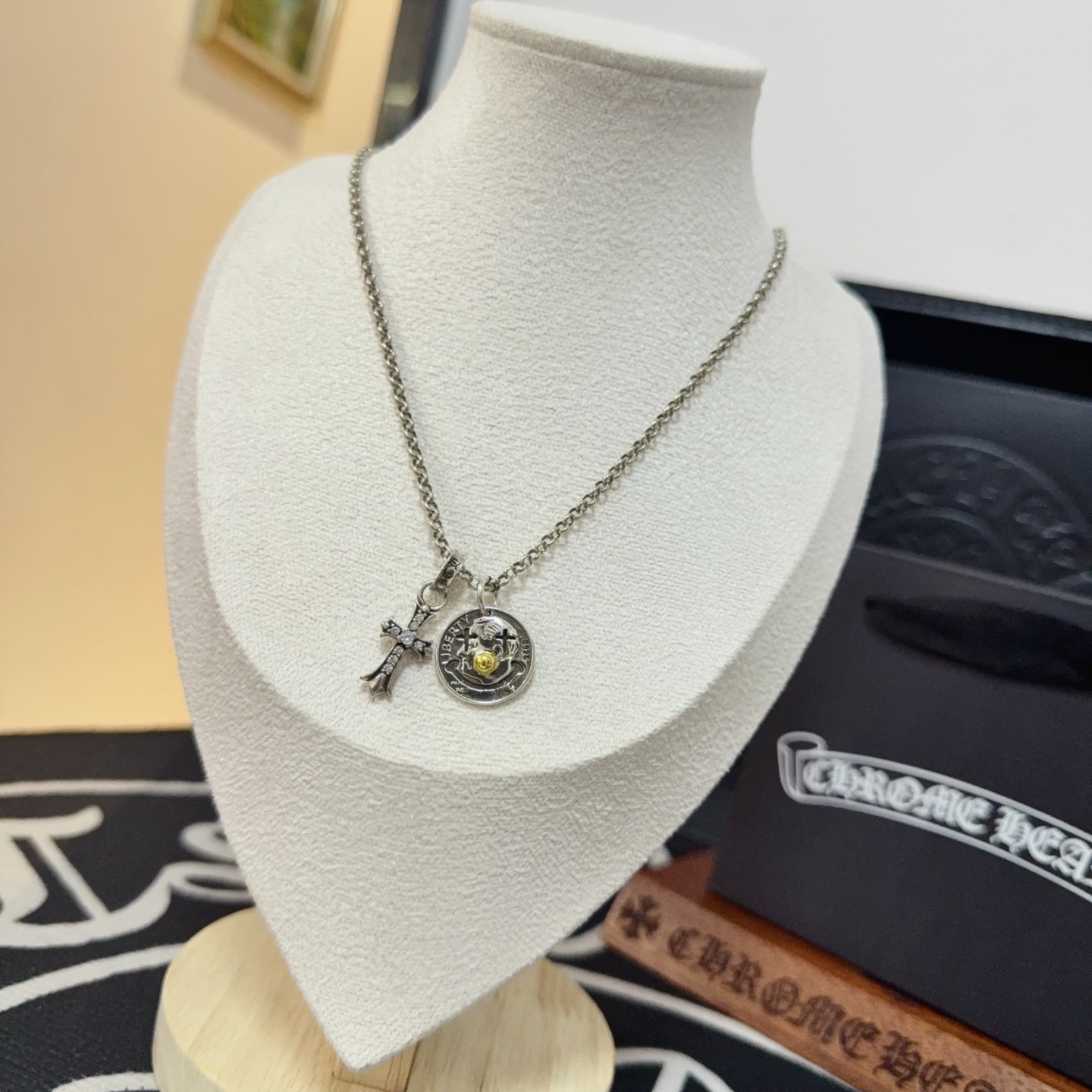 クロムハーツネックレス 買取価格スーパーコピー ハンサム ファッション シルバー_2