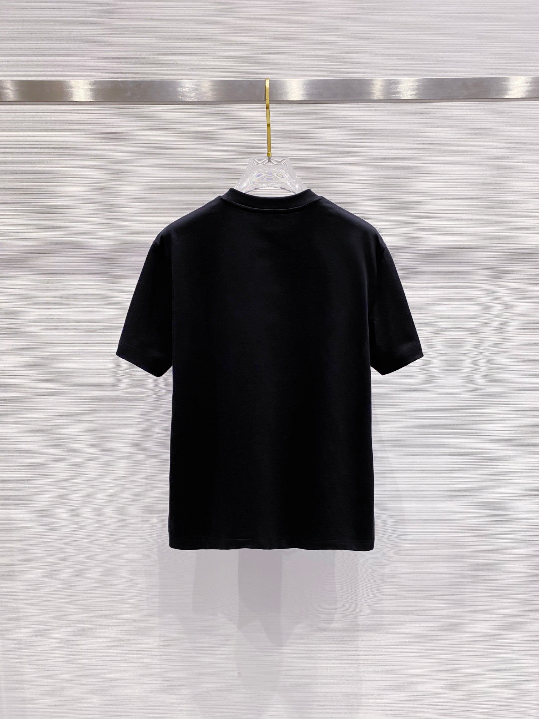 お買い得なchanel t シャツ レディーススーパーコピー 柔軟 トップス 短袖 純綿 シンプル ブラック_2