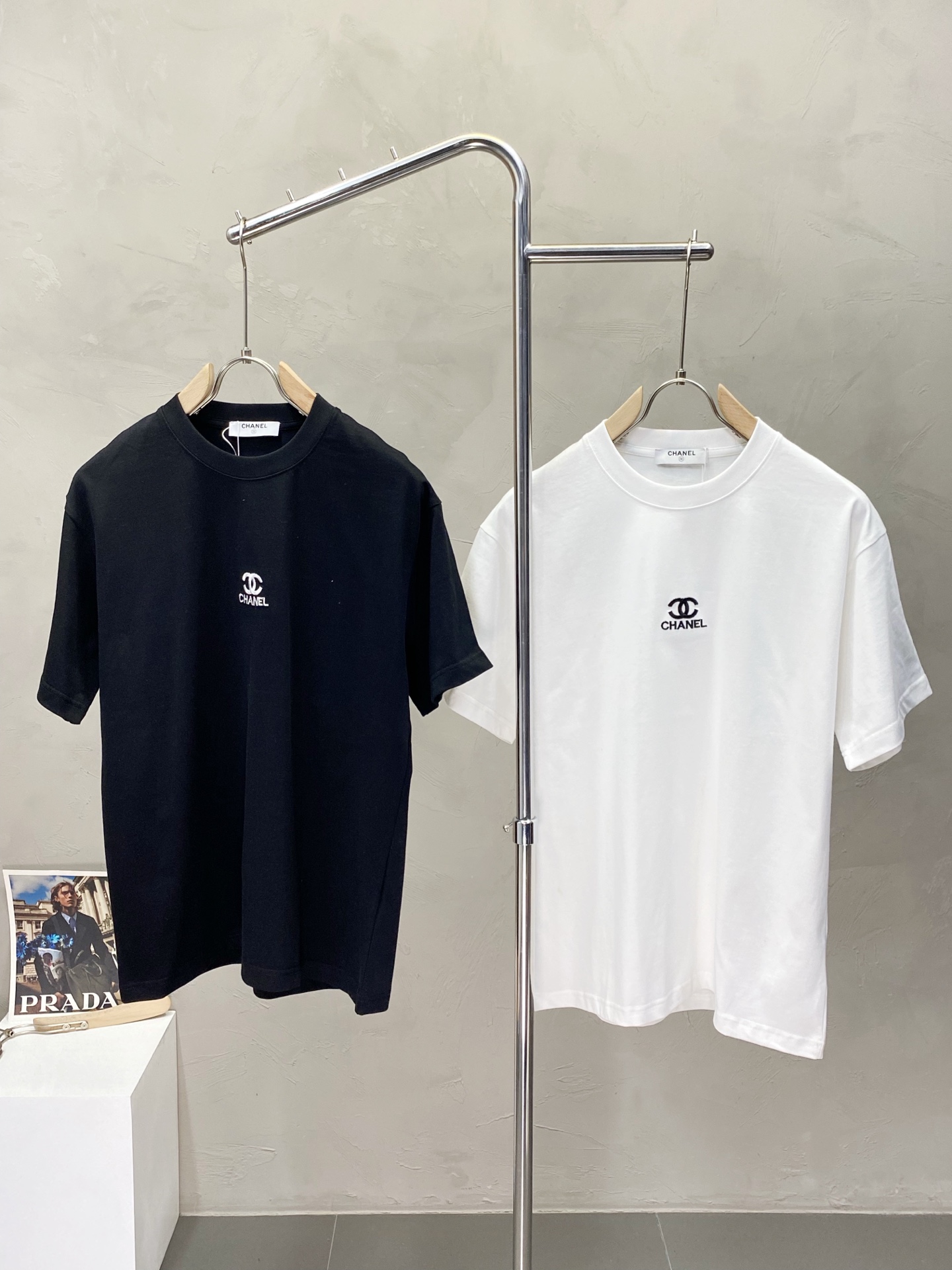 chanel t シャツ ピンクスーパーコピー メンズ 柔軟 トップス 短袖 100％綿 2色可選_1