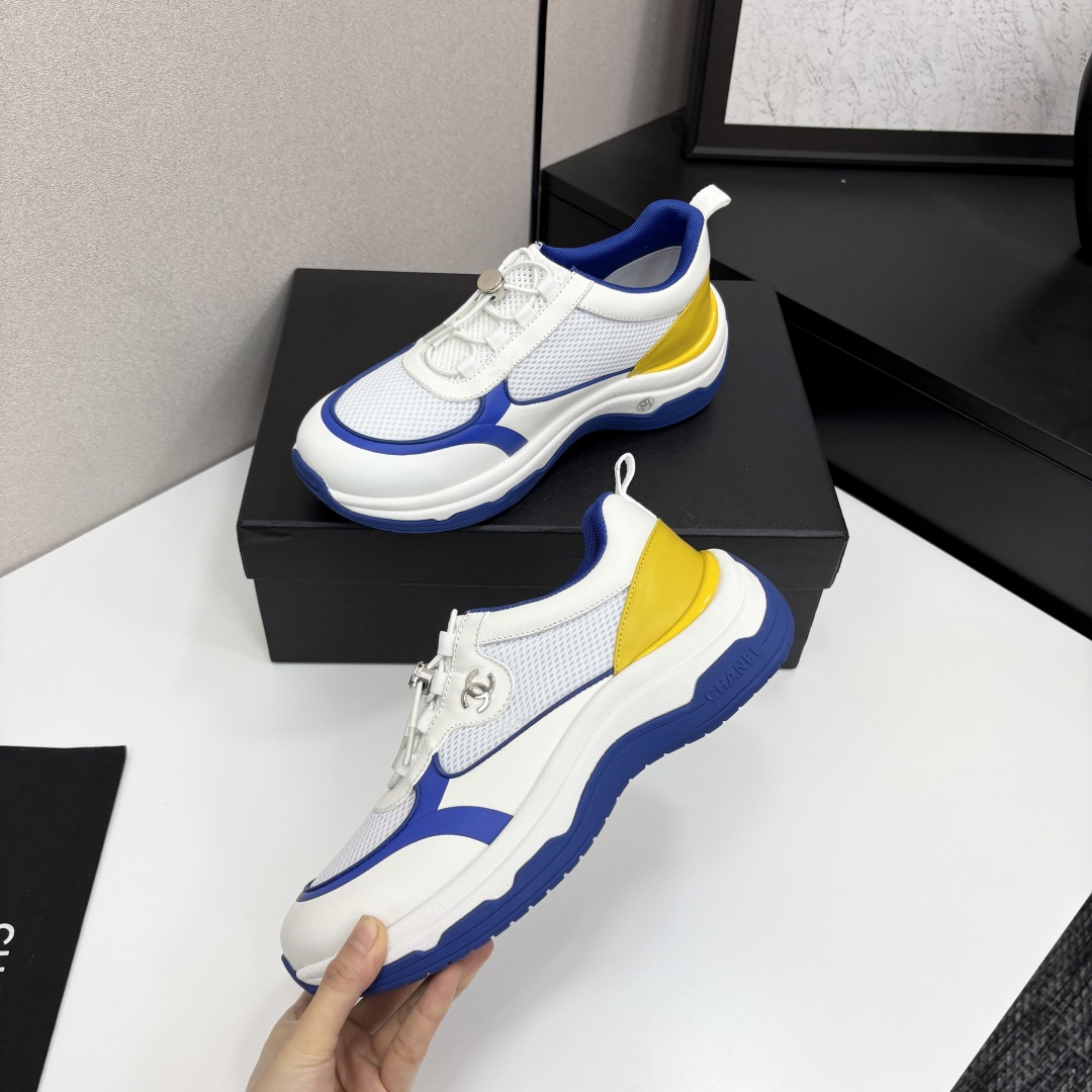 人気新品 シャネルスニーカー値段コピー カジュアル 運動シューズ レディース ホワイト_3