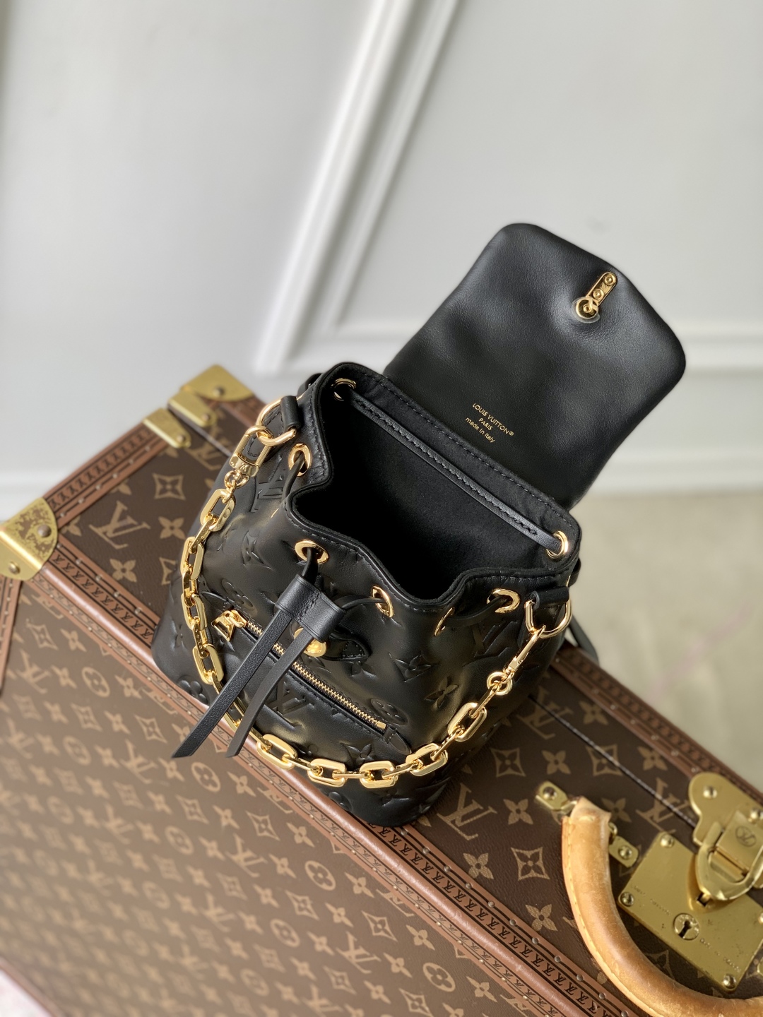 LV 少女感 ルイヴィトンバッグ 買取偽物 バックバッグ 柔軟 M13389 ブラック_4