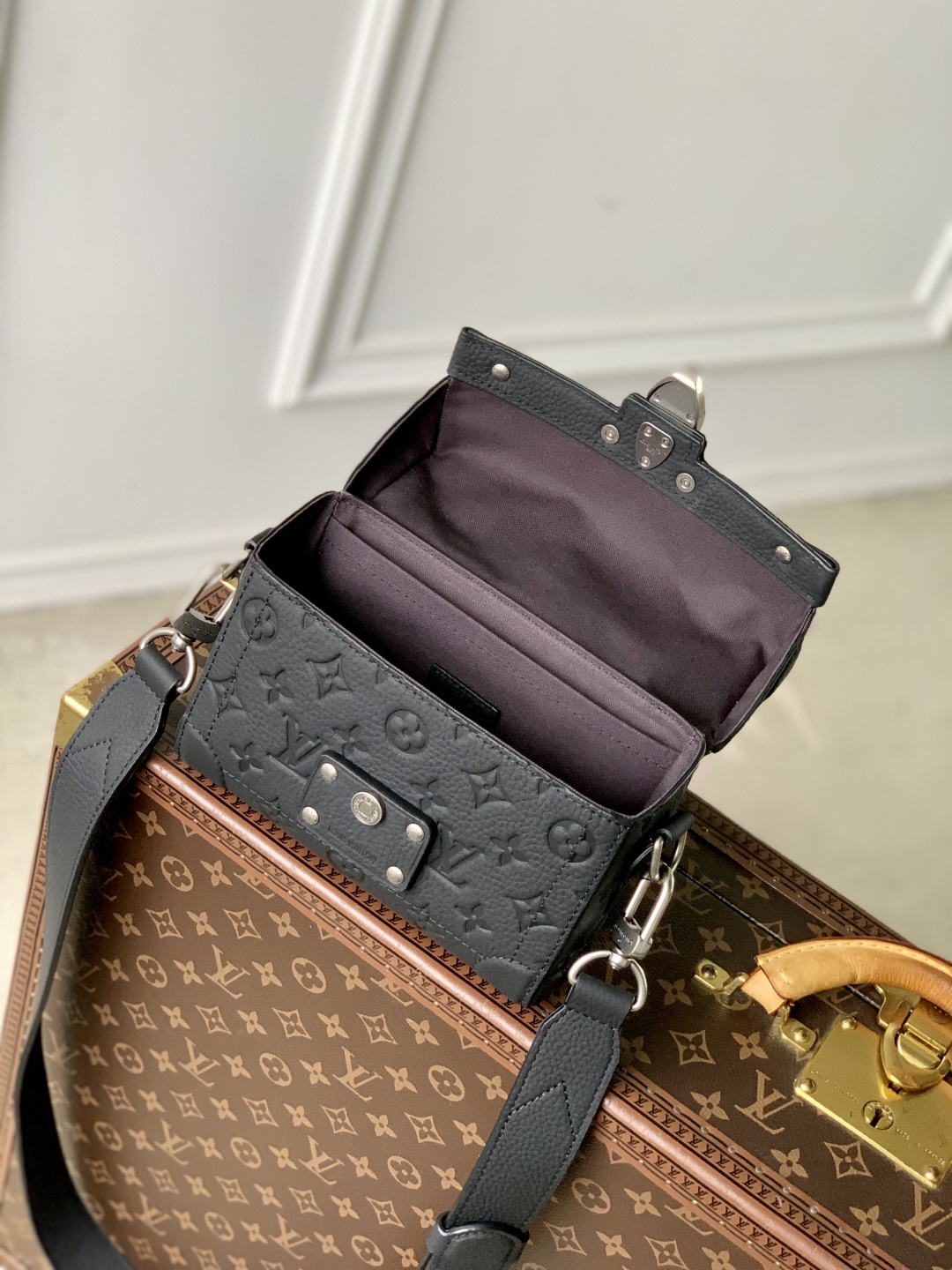 LV ヴィトン バッグ 結婚式スーパーコピー 斜め掛けバッグ 本革 ビジネス M13871 ブラック_3