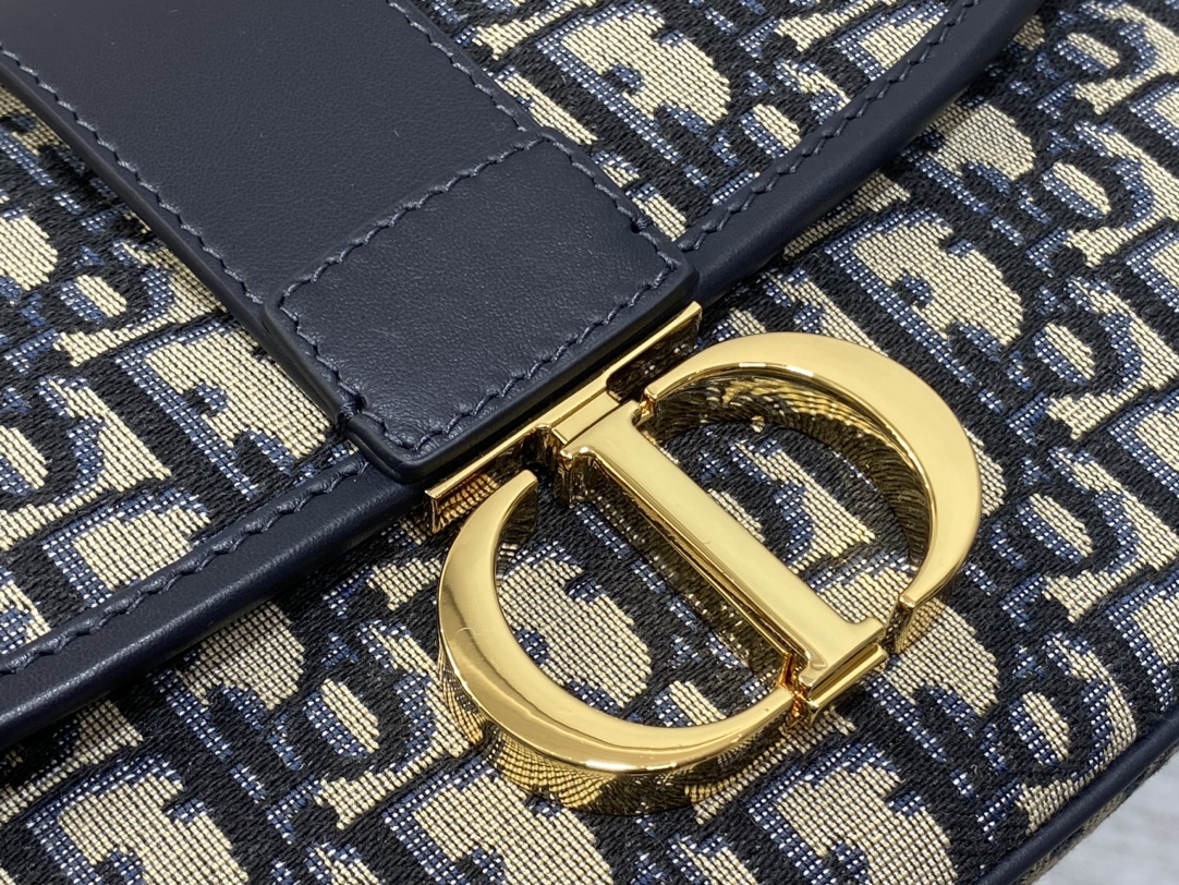 dior バッグスーパーコピー 本革 レザー 斜め掛けバッグ 花柄 シンプル ブラック_7