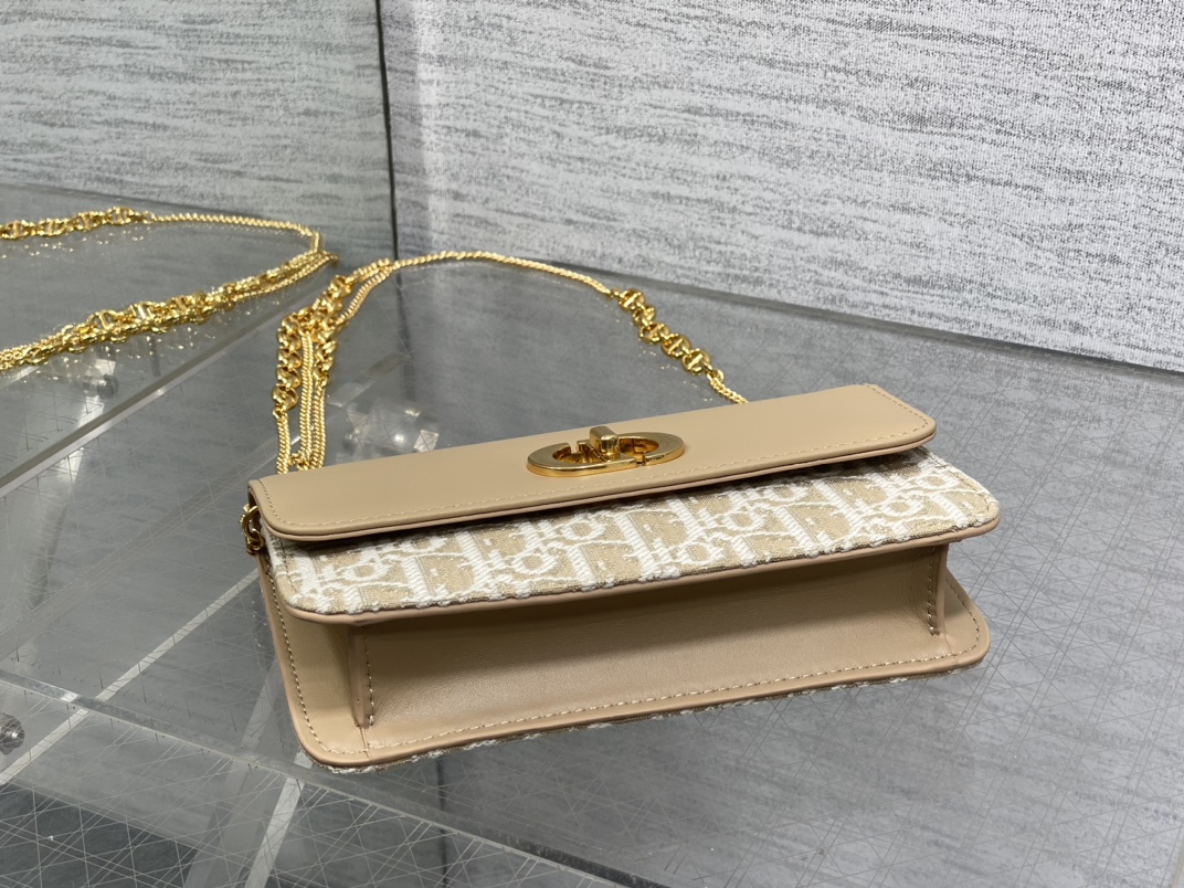 dior バッグ レディ激安通販 チェーンバッグ 本革 レザー 花柄 斜め掛けバッグ ベージュ色_6