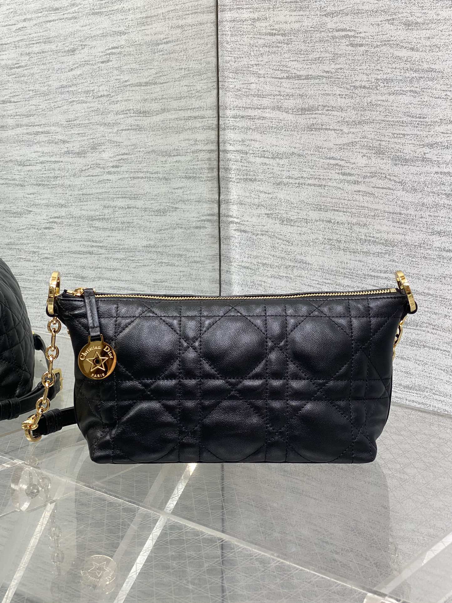 超激得価格 dior バニティ バッグＮ級品 斜め掛け 本革 レザー ハンドバッグ ブラック_1