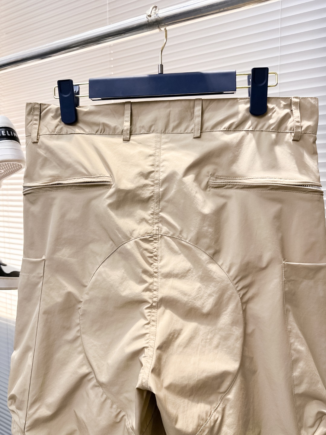 超激得の新品 dior ズボンコピー ショットズボン スポーツ カジュアル メンズ ベージュ色_4