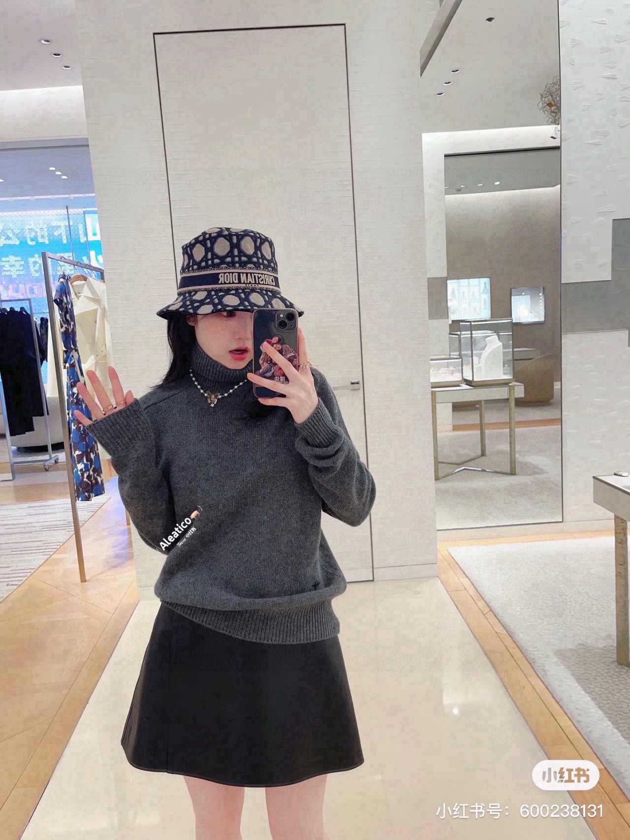 ディオールキャップＮ級品 帽子 シンプル 花柄 日焼け止め ファッション感 男女兼用 ブラック_1