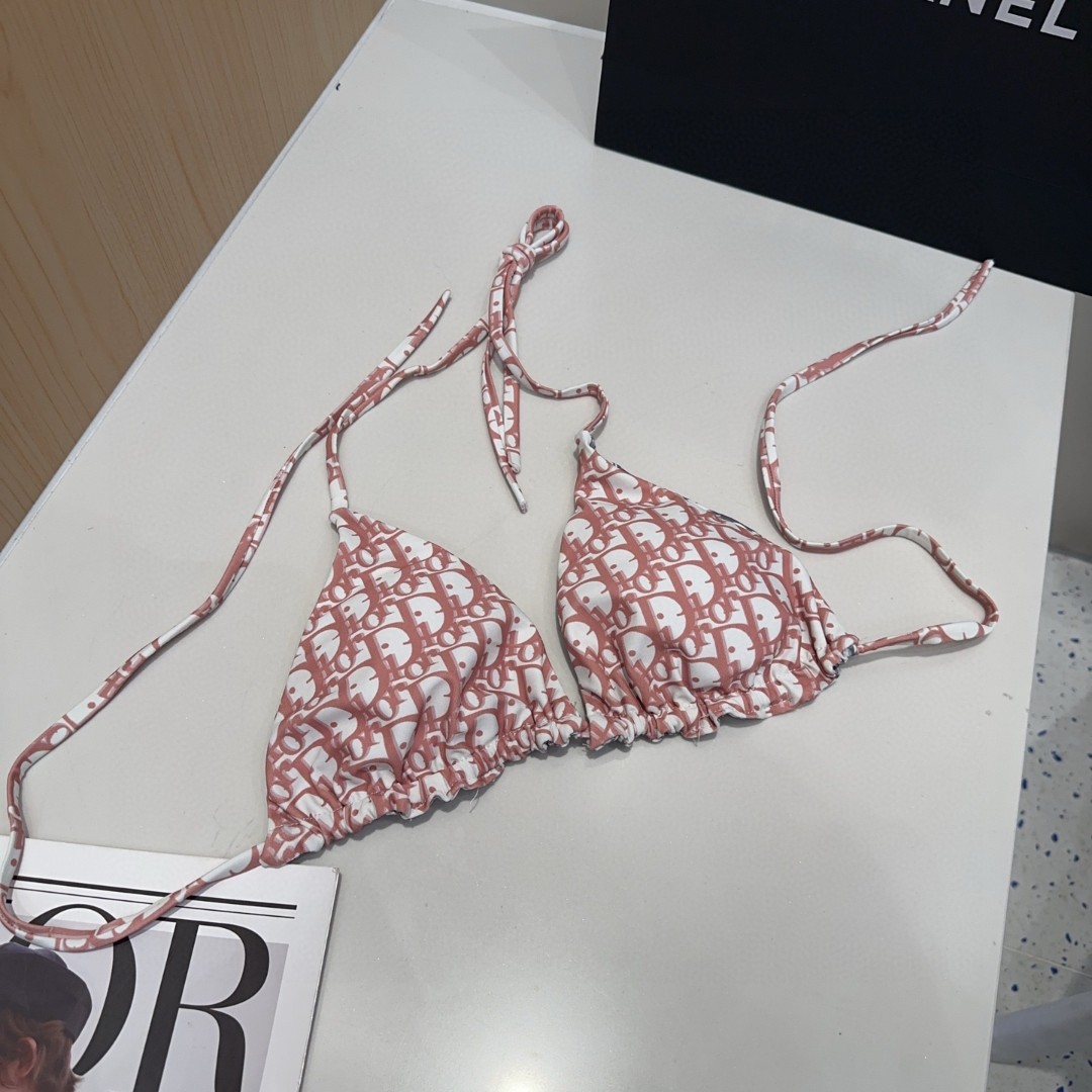 ディオール水着偽物 スタイリッシュなデザイン 魅力 セクシー ビキニ ピンク_3