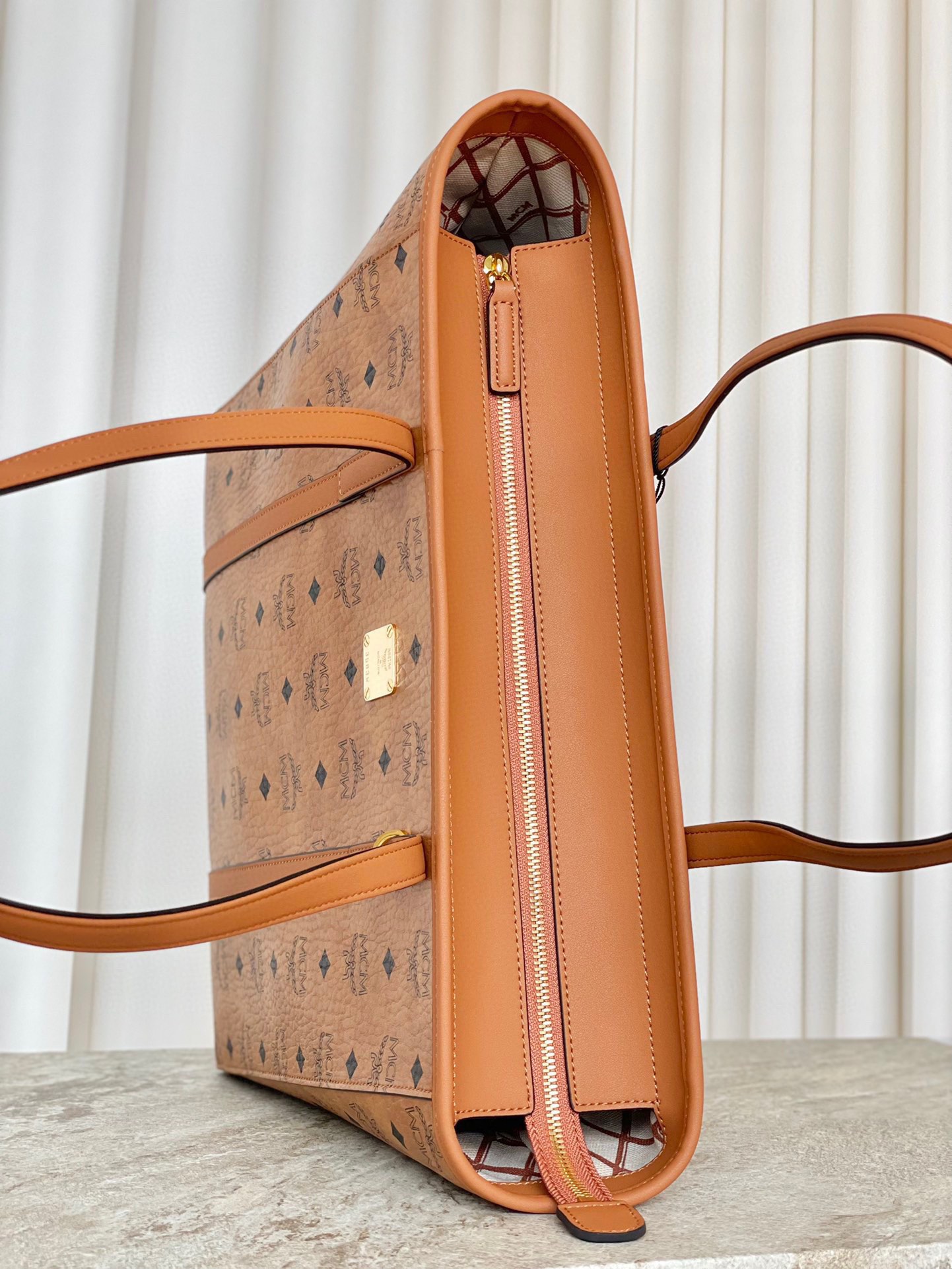 mcm ハンドバッグスーパーコピー エムシーエム レザー 通勤 優雅 ハンドバッグ トート ブラウン_6