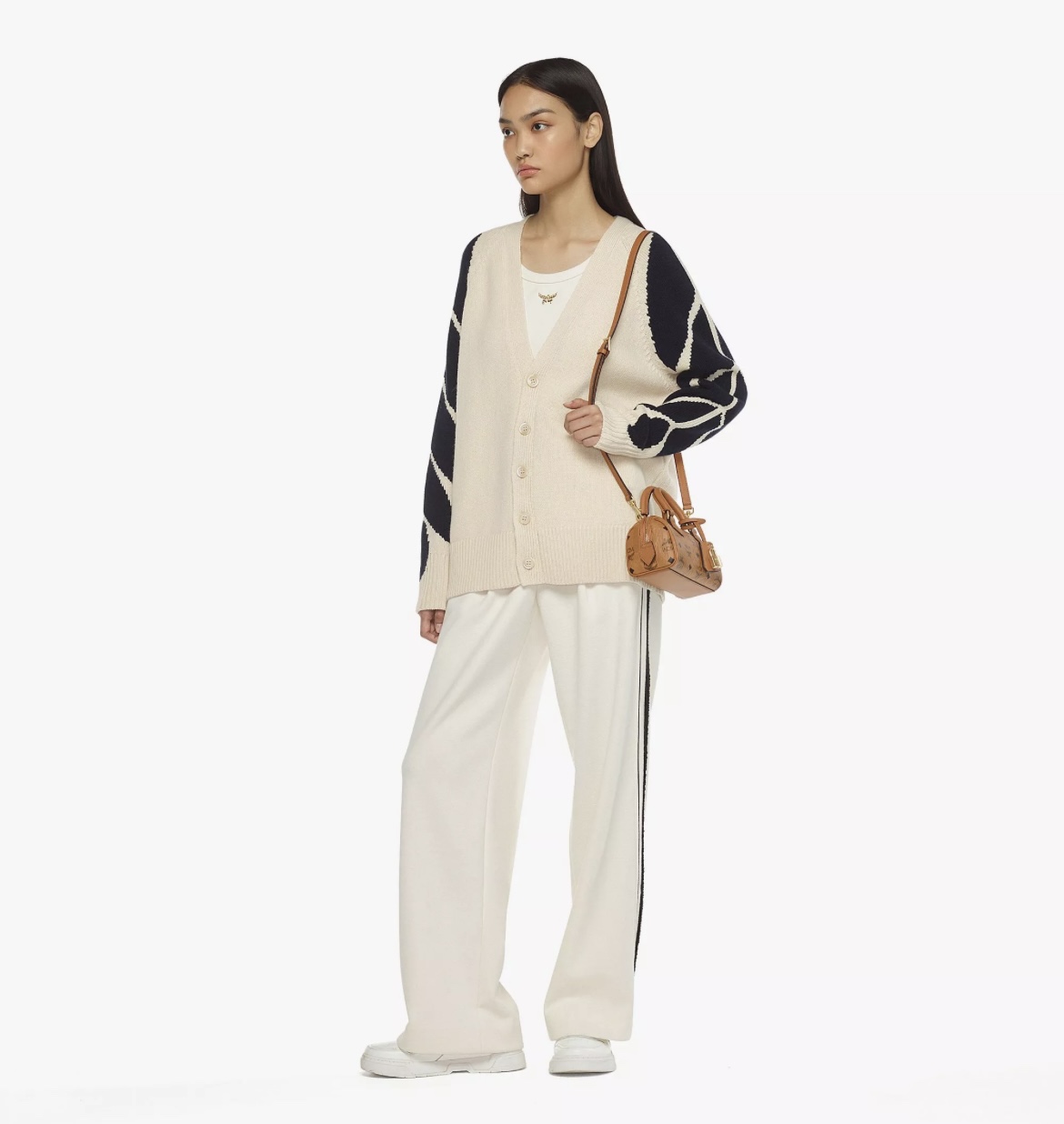 mcm ラインスーパーコピー エムシーエム レザー 花柄 優雅 ハンドバッグ MWBESEA01CO001 ブラウン_1