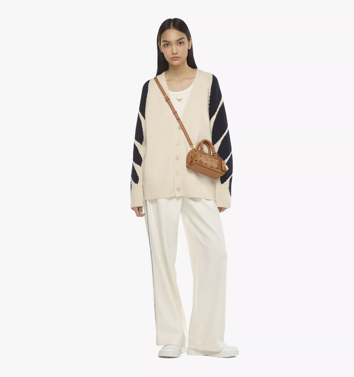 mcm ラインスーパーコピー エムシーエム レザー 花柄 優雅 ハンドバッグ MWBESEA01CO001 ブラウン_2