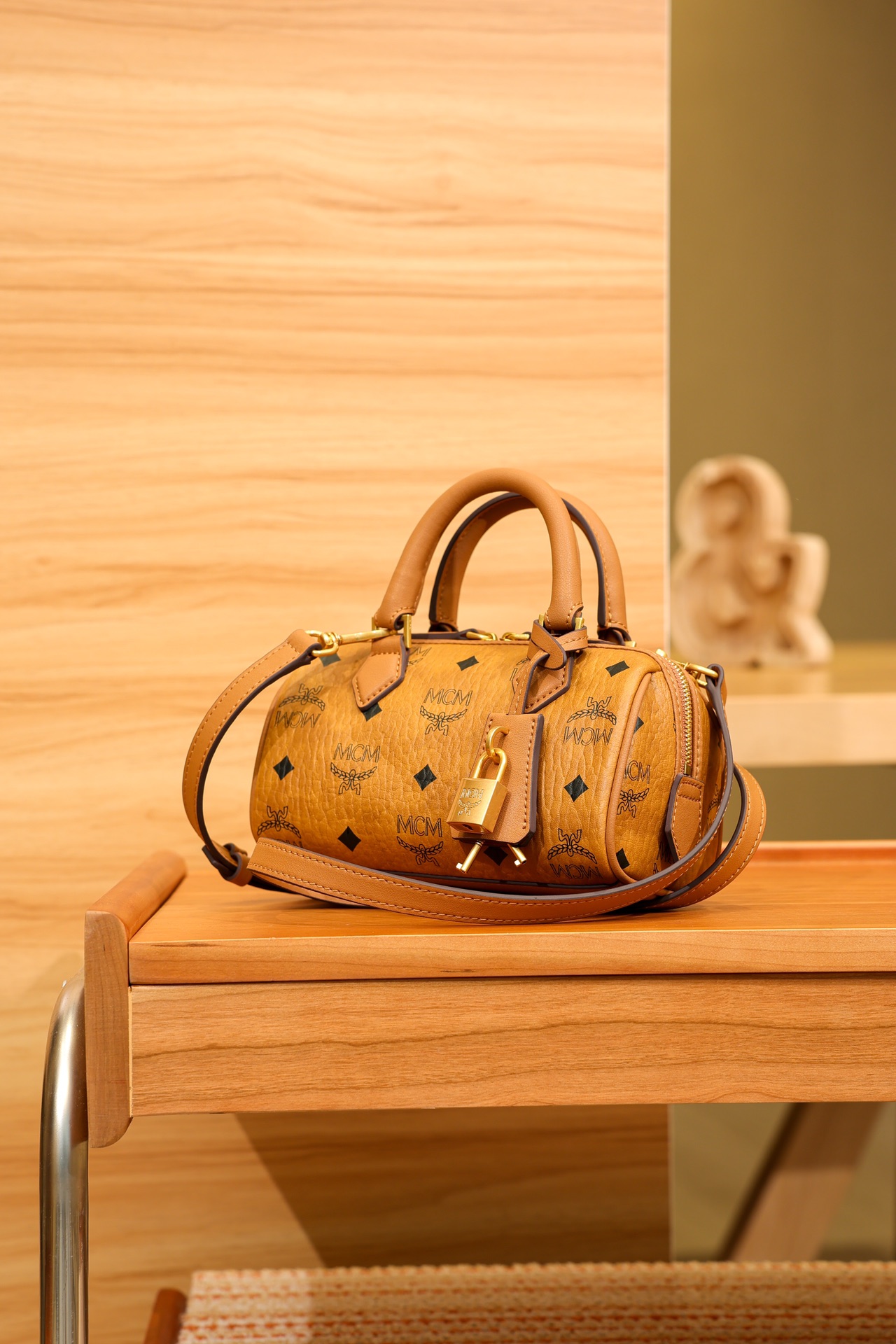 mcm ラインスーパーコピー エムシーエム レザー 花柄 優雅 ハンドバッグ MWBESEA01CO001 ブラウン_5