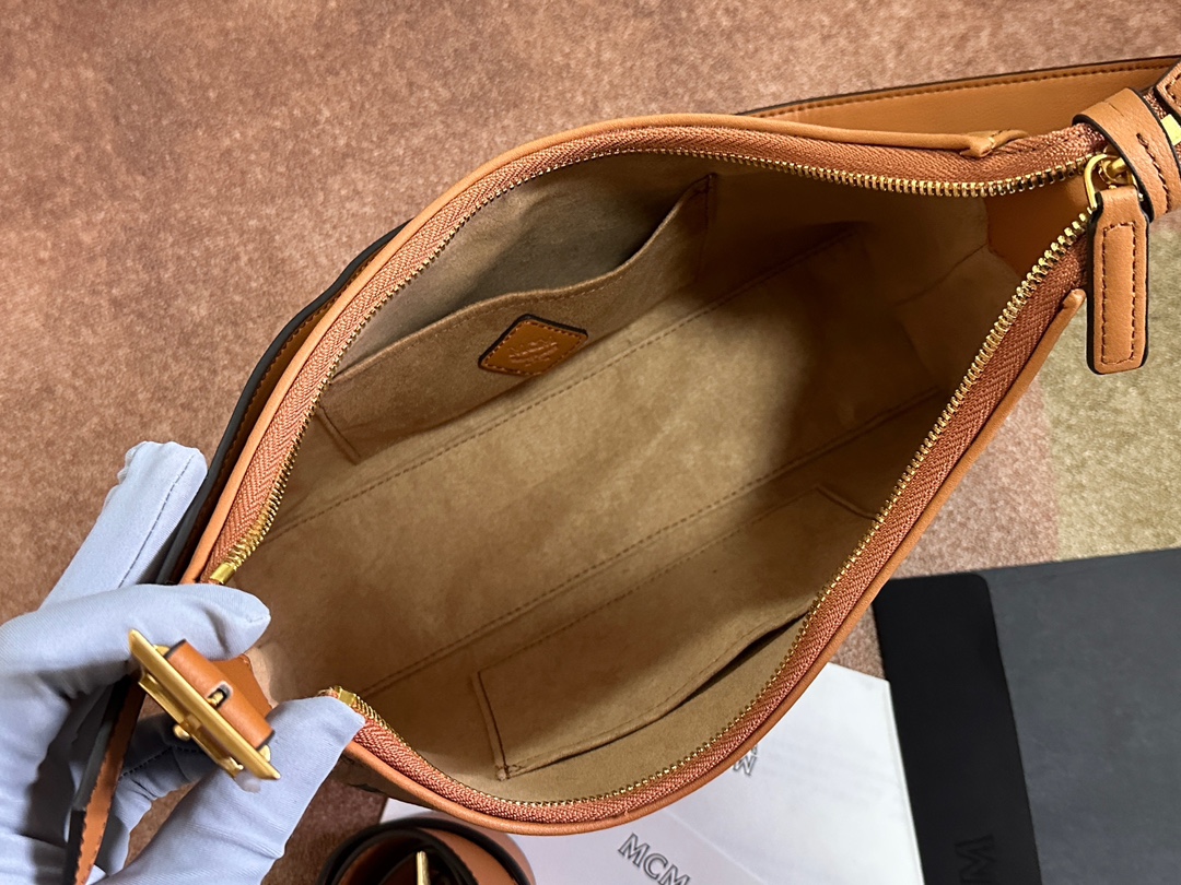 mcm エムシーエムリュック偽物 レザー 花柄 優雅 ハンドバッグ 6721 斜め掛け ブラウン_7