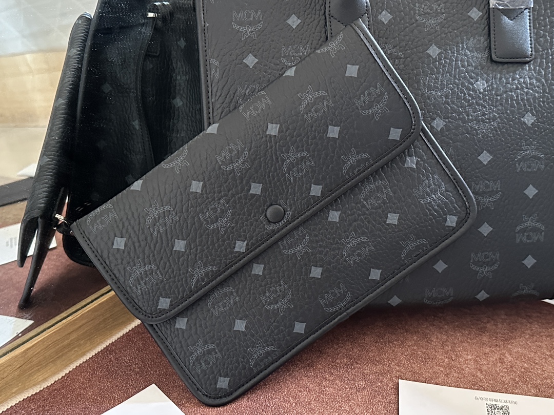 mcm バッグ 値段コピー エムシーエム レザー 優雅レディ 上質 ハンドバッグ トート 6410 ブラック_4
