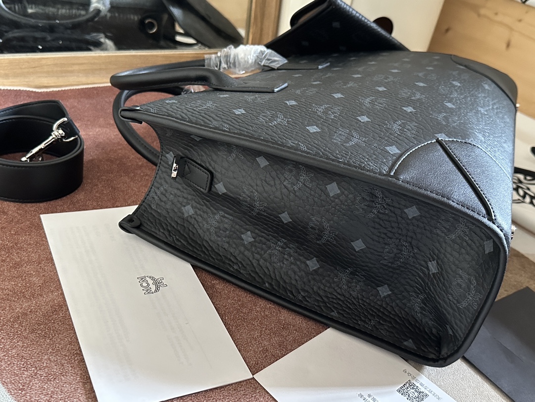 mcm バッグ 値段コピー エムシーエム レザー 優雅レディ 上質 ハンドバッグ トート 6410 ブラック_8