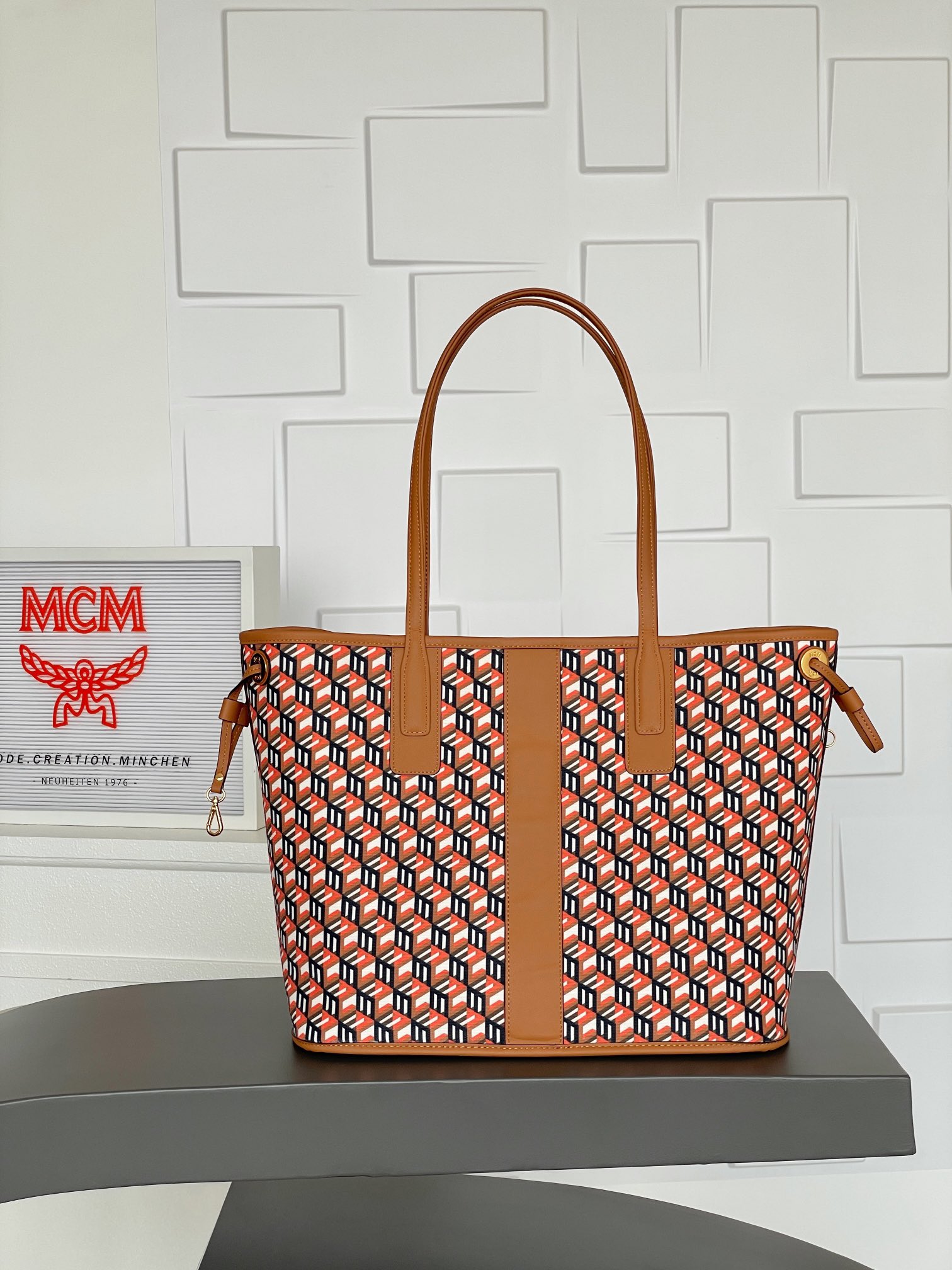 優雅レディ mcm バッグ ヤフオクスーパーコピー エムシーエム 牛革 トート ハンドバッグ ブラウン_6