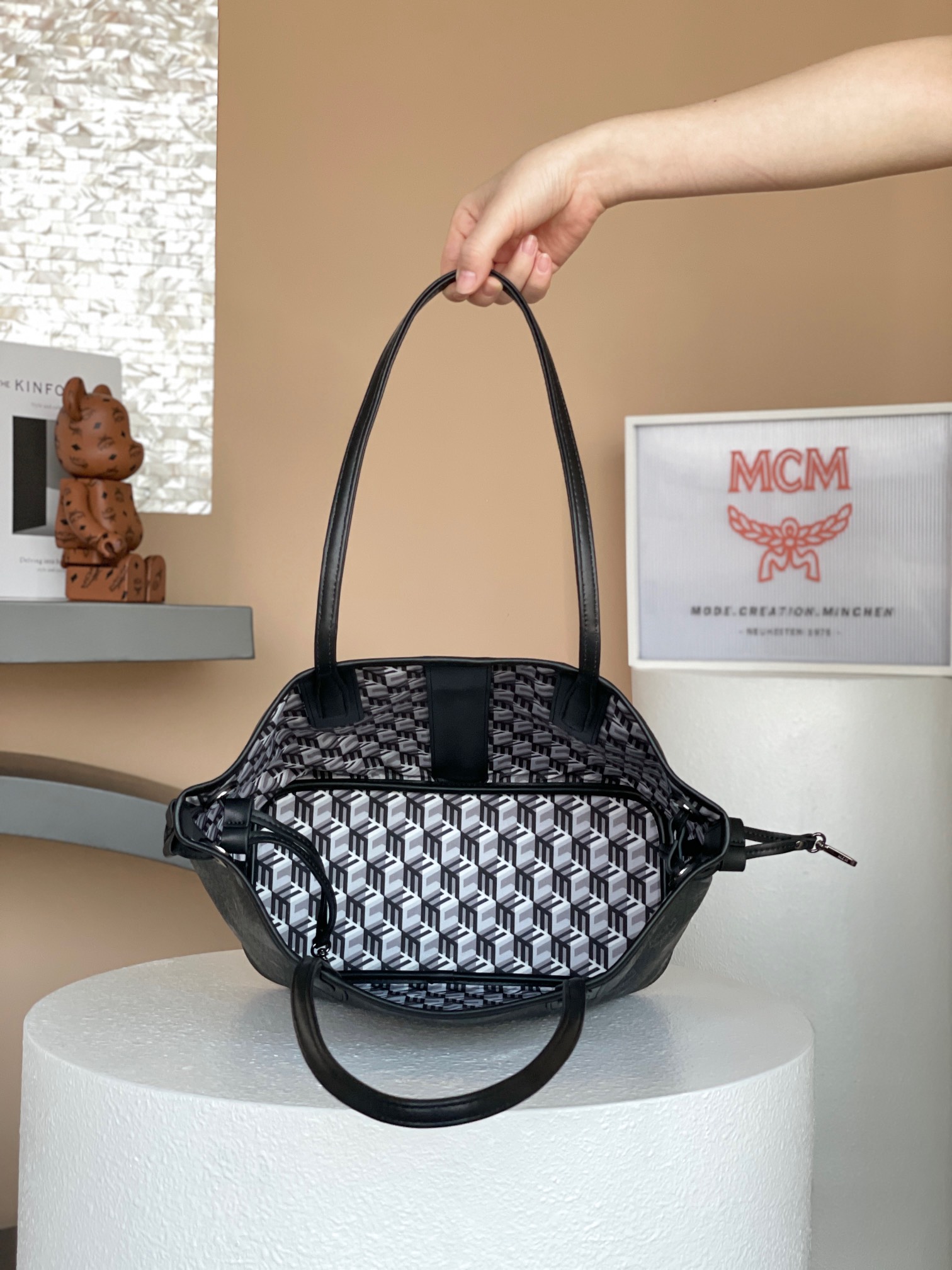 mcm ラッピングＮ級品 優雅レディ エムシーエム 牛革 トート ハンドバッグ 両面 ブラック_8