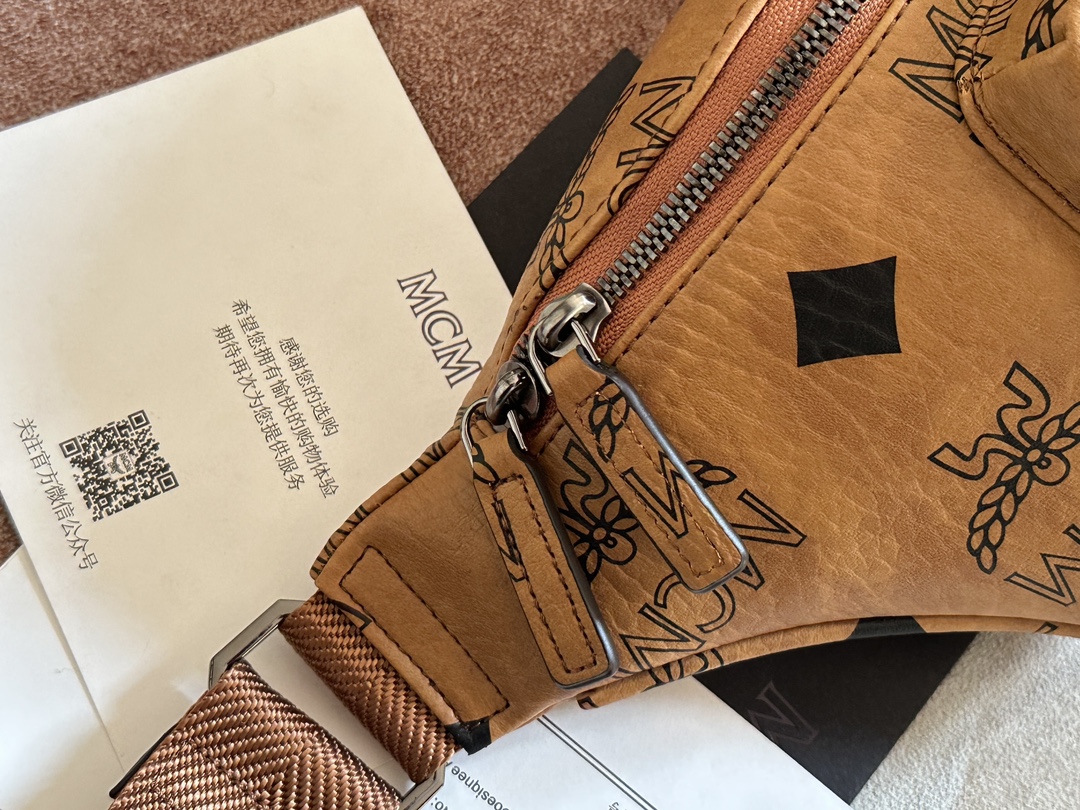 MCM エムシーエム リュックスーパーコピー 優雅レディ 牛革 腰バッグ 高級感 1050 ブラウン_9