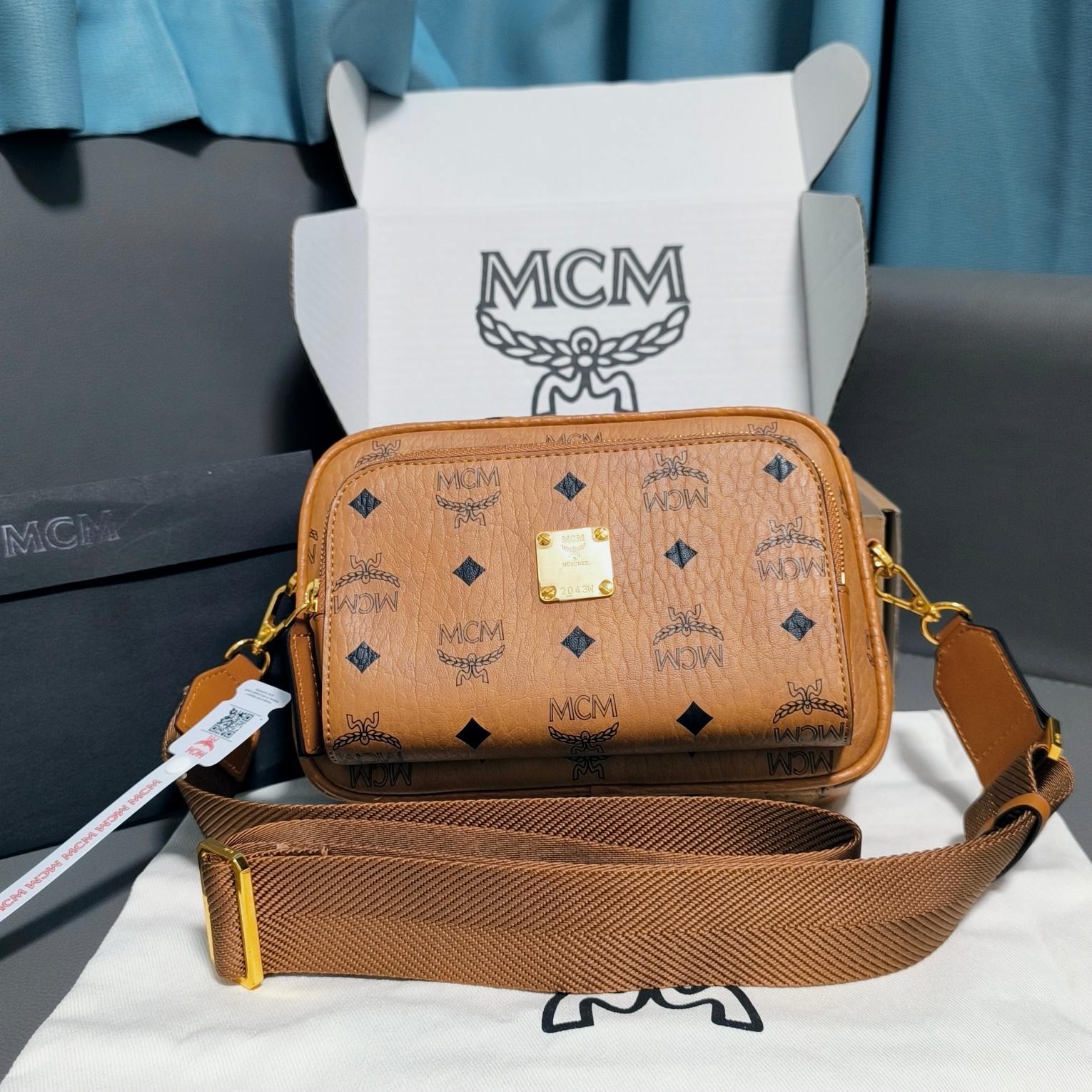 mcm バッグ ヤフオクコピー ファッション感 斜め掛けバッグ レザー 牛革 ブラウン_2