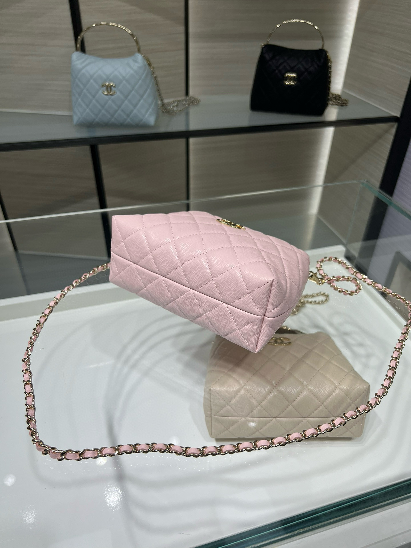 シャネルバッグ 店舗スーパーコピー 斜め掛けバッグ ハンドバッグ AP4591Y ピンク_2