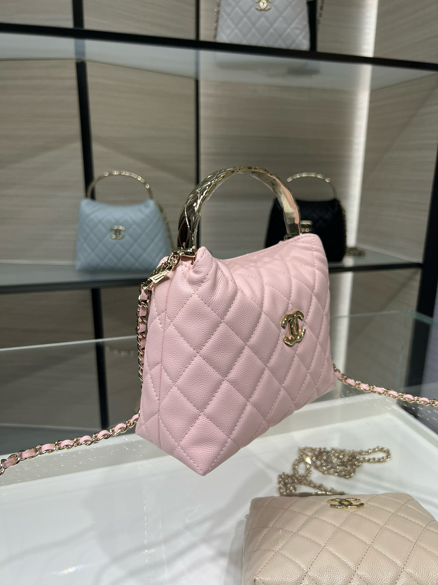 シャネルバッグ 店舗スーパーコピー 斜め掛けバッグ ハンドバッグ AP4591Y ピンク_8