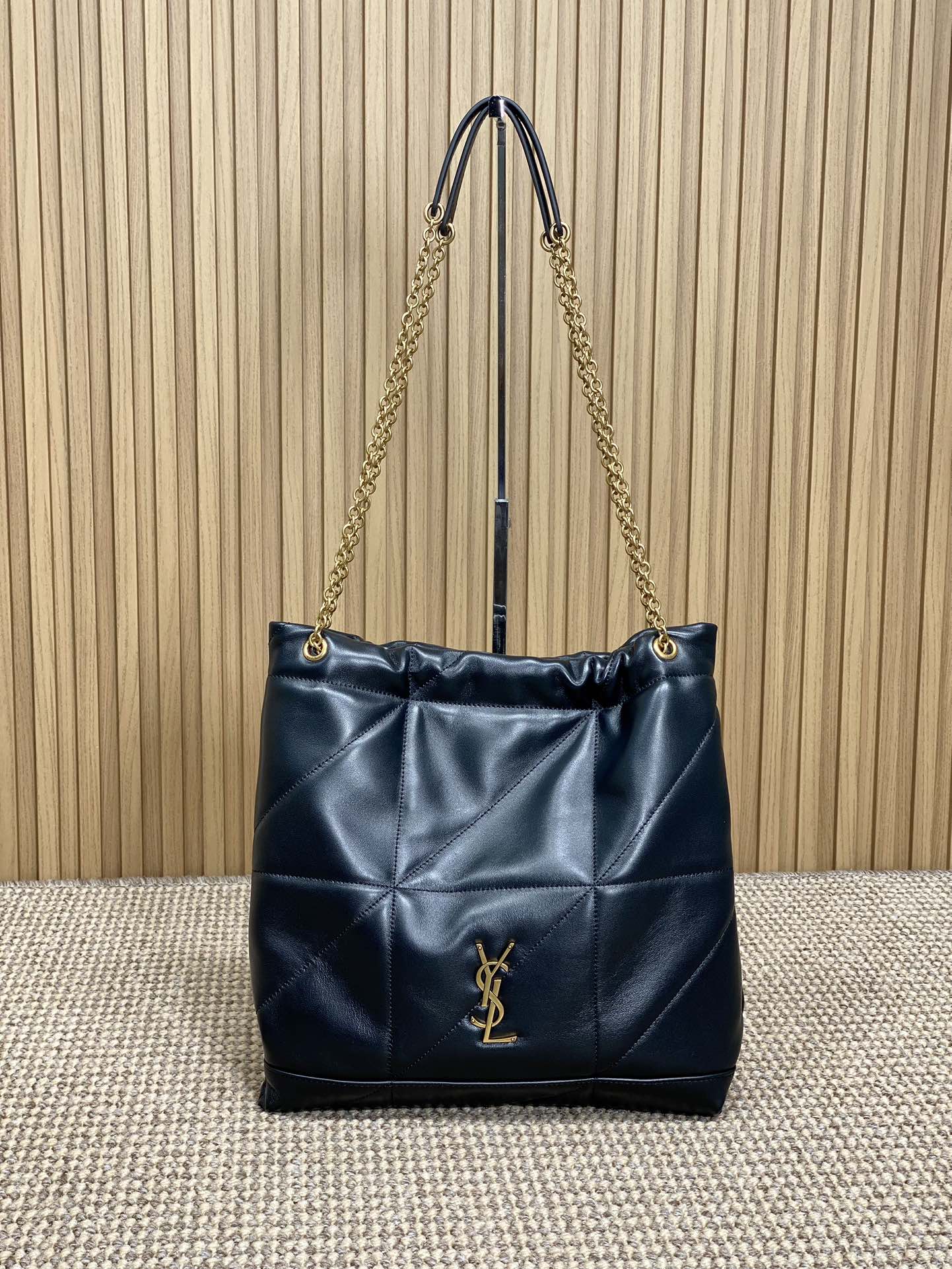 イブ サン ローラン バッグ偽物 本革 ハンドバッグ 肩掛け 優雅レディ 781666 ブラック_2