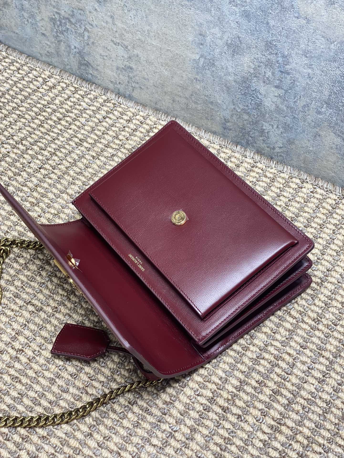 新品販売サン ローラン ポーチスーパーコピー 本革 斜め掛けバッグ チェーン 優雅レディ 441971 レッド_5