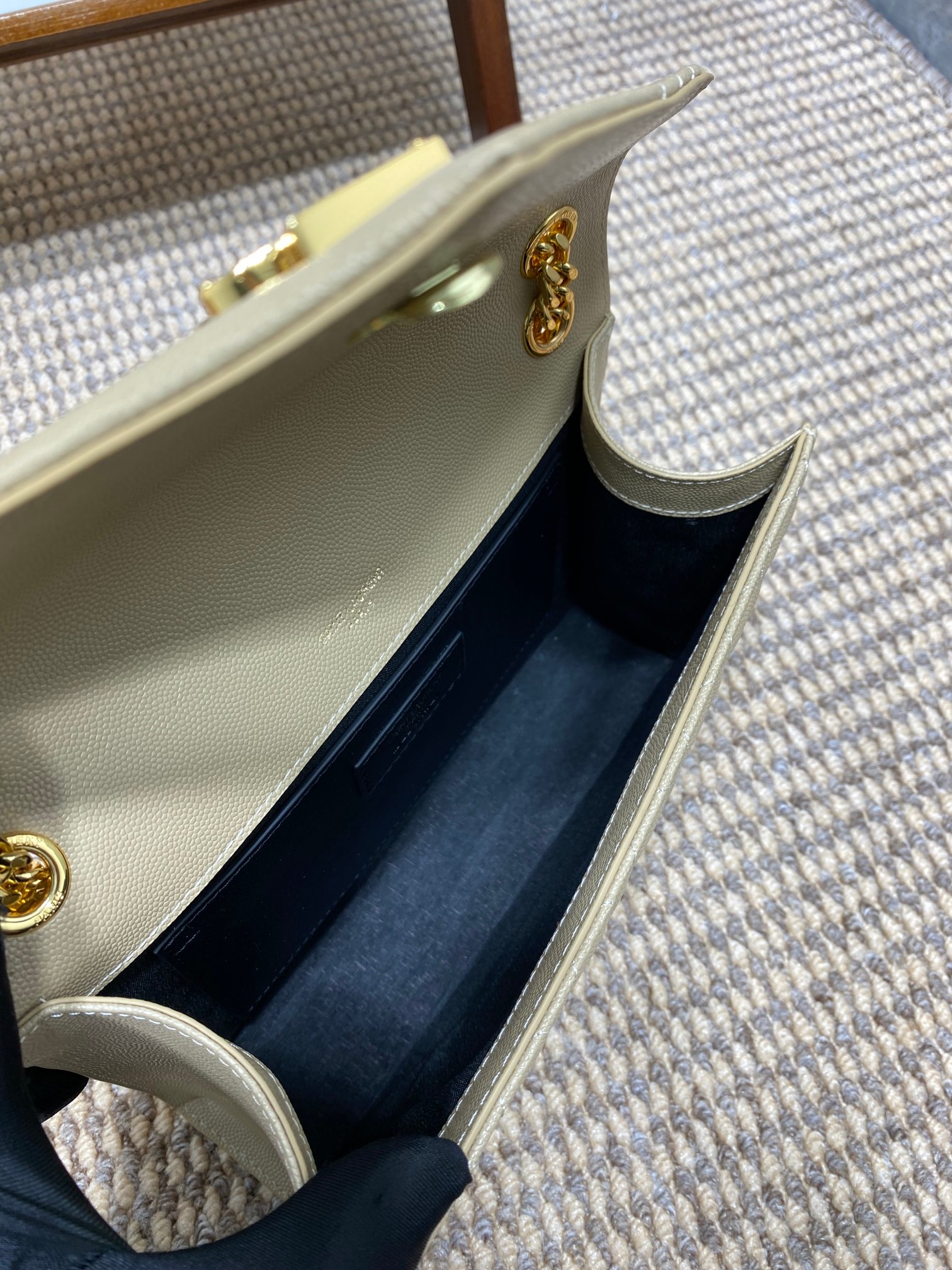 サン ローラン メンズ トート バッグスーパーコピー 優雅 ハンドバッグ 本革 チェーン 392739 杏色_7