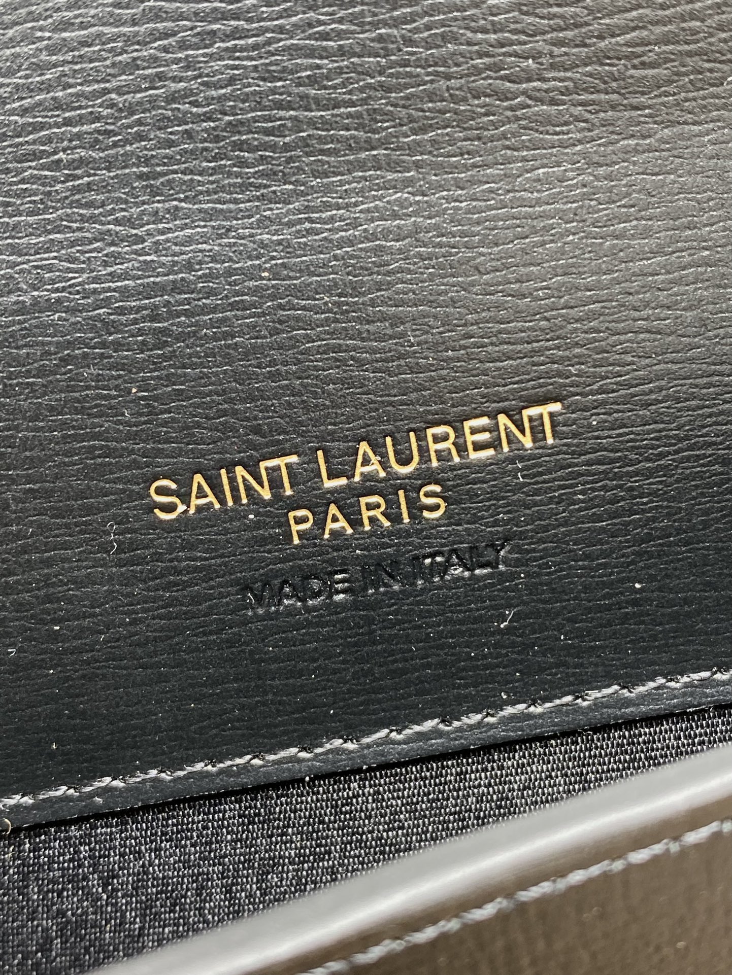 ysl クラッチ バッグスーパーコピー 優雅 斜め掛けバッグ 本革 ミニ 実用 635095 ブラック_7